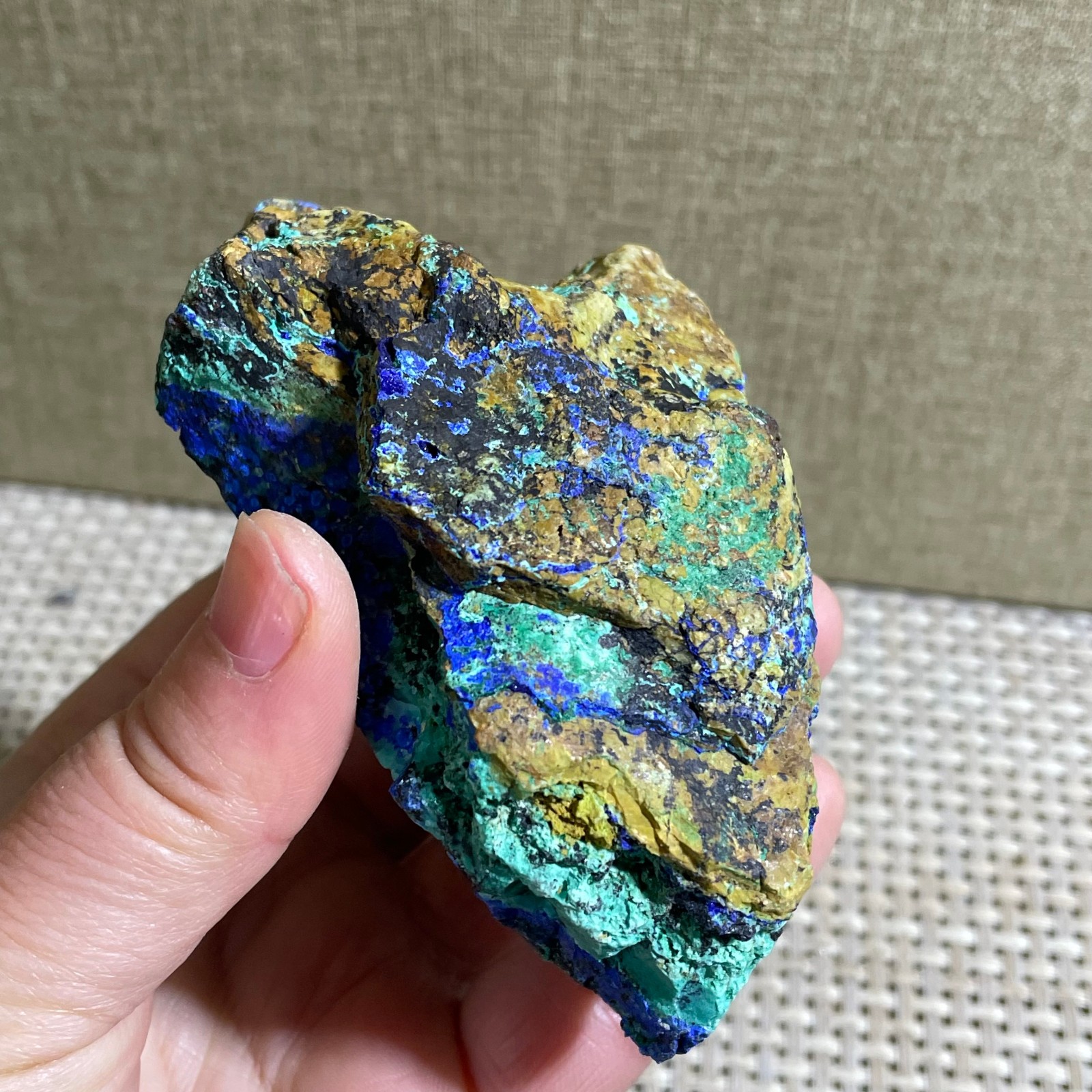 Restoration of Blue Copper Ore Quartz Crystal Mineral Samples 231g