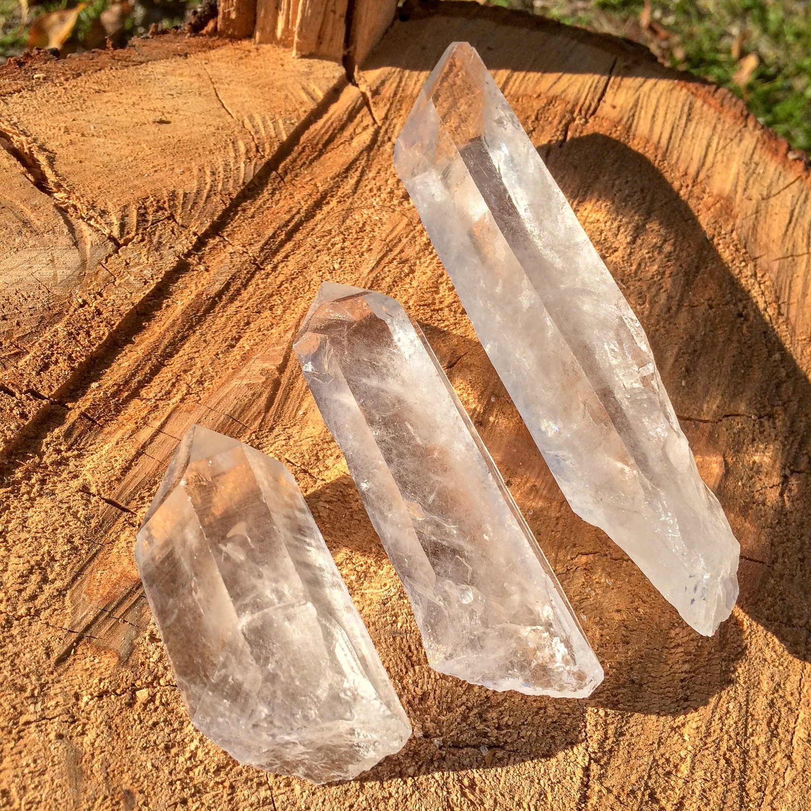 Raw Clear Quartz Point / Protection / Cleansing / Chakra Balance / Energy