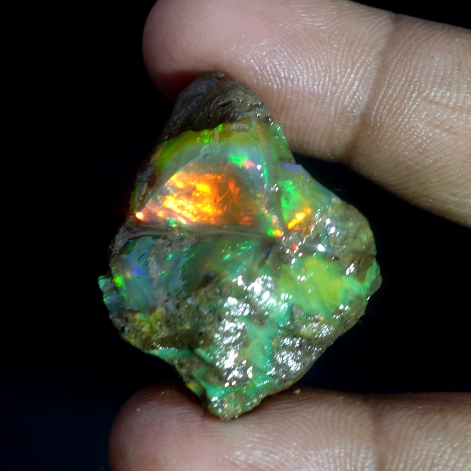 AA+ Ethiopian Oli Opal Rough Entreated Welo Opal Multi Fire Color Flash 64.40Cts