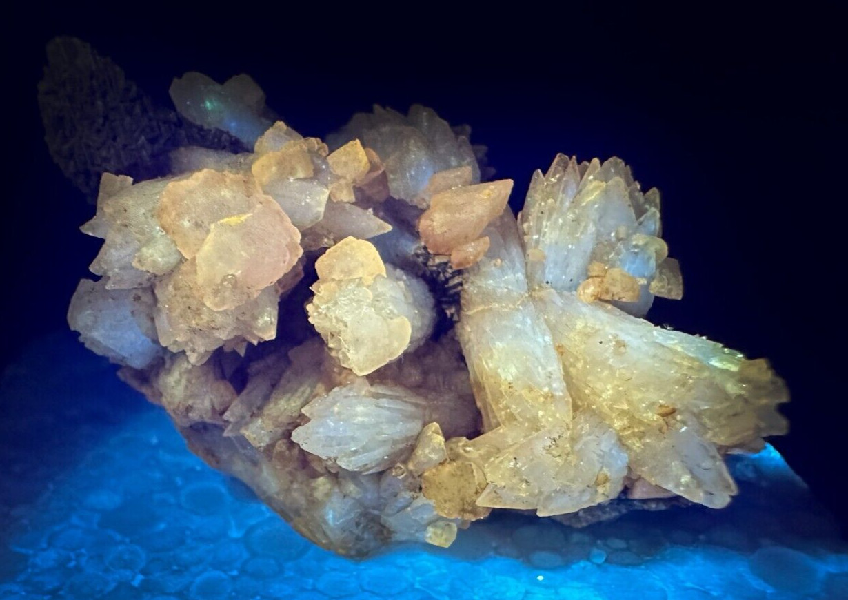 ➤ 1-7/8″ DOGTOOTH CALCITE CLUSTERS Pleasant Ridge Rensselaer Indiana VIDEO➤438