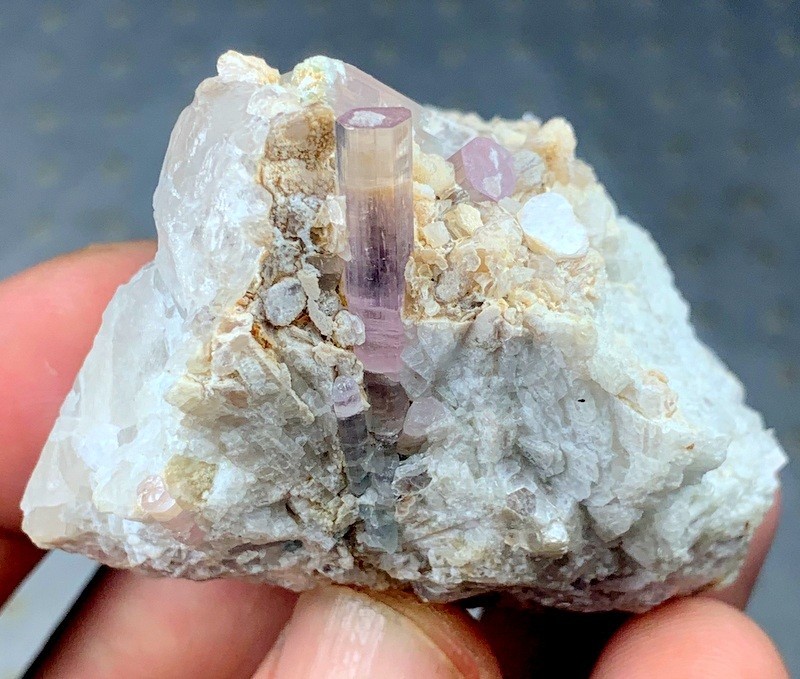 425 Carats beautiful Pink Tourmaline Specimen from Afghanistan