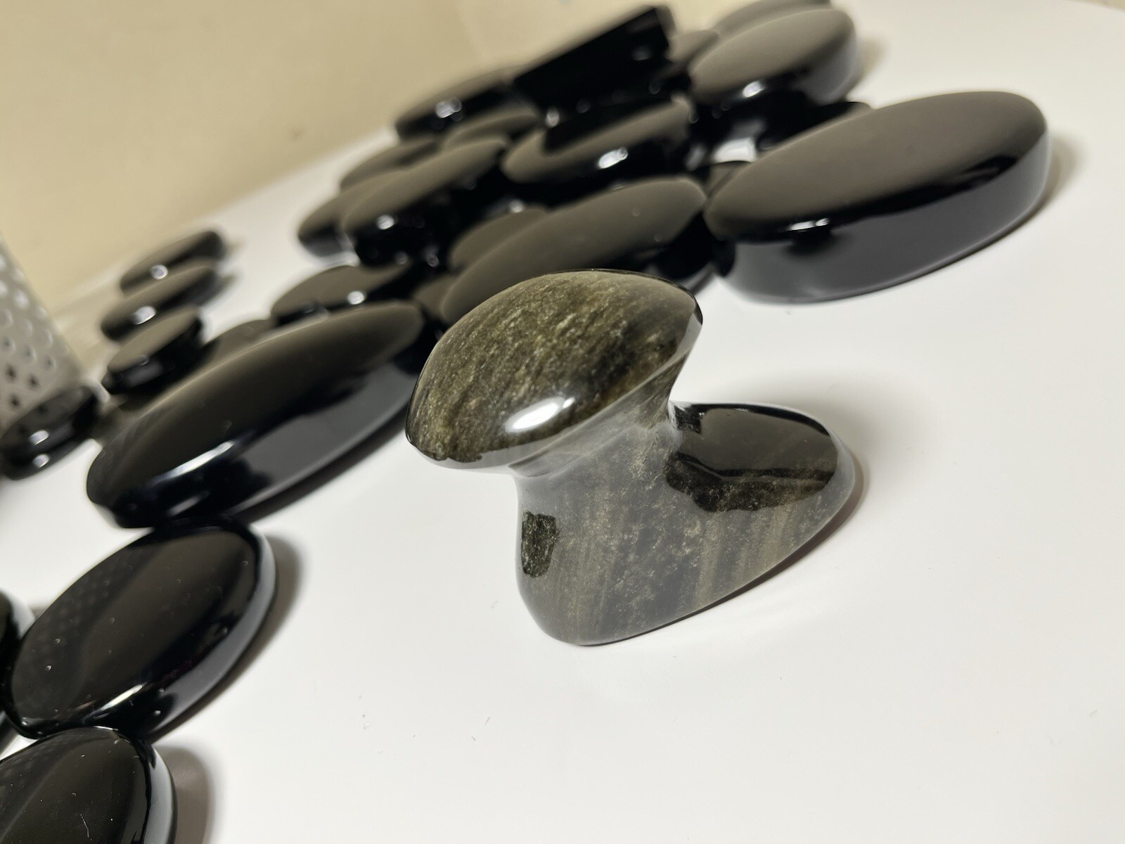Gold and Black Obsdian Stone: Hot Stones for Massages,Spheres,Bracelets!!!