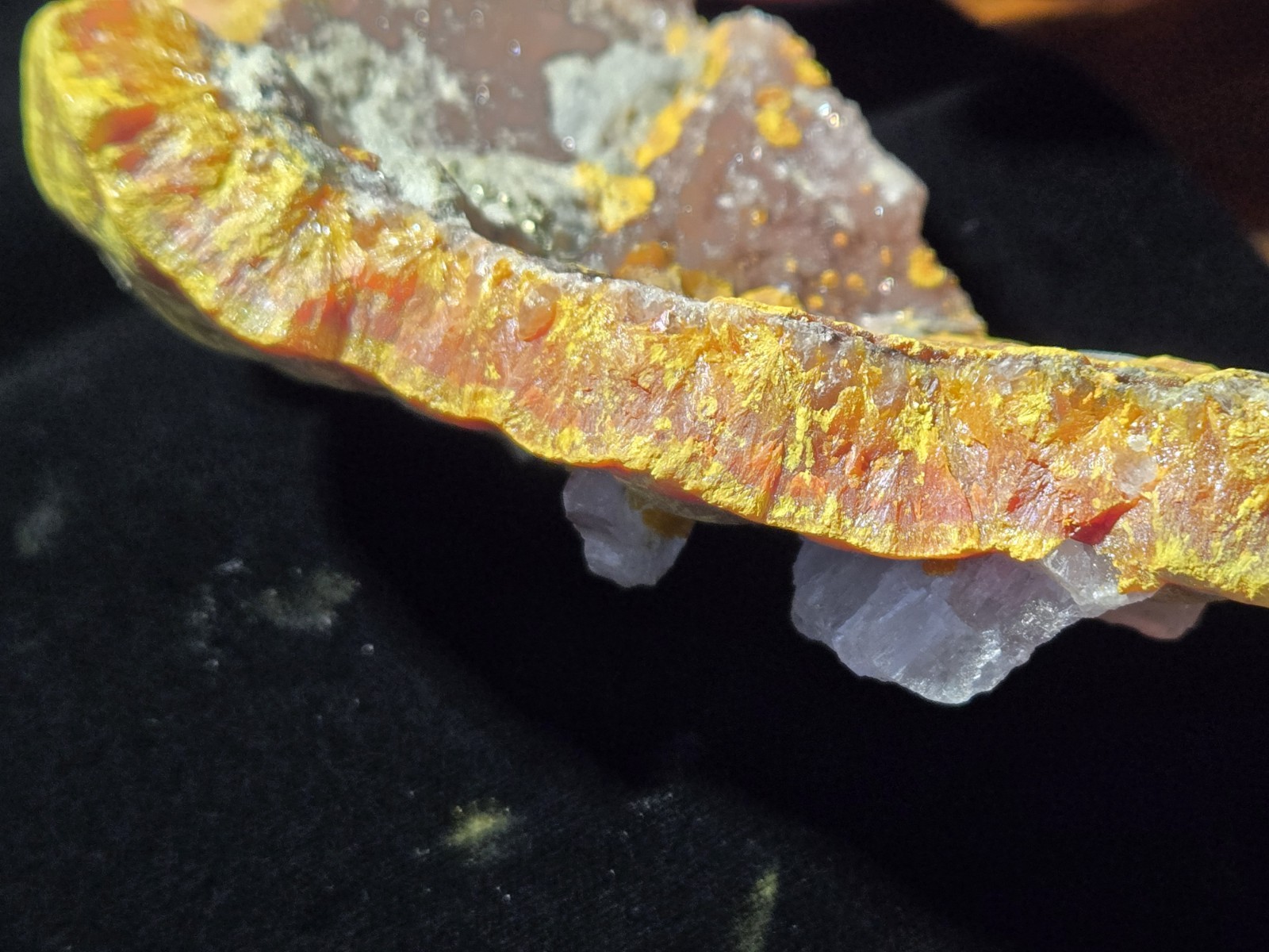 Orpement Realgar Natural Mineral Specimen With Barite and Pyrite 374g Peru 5.25″