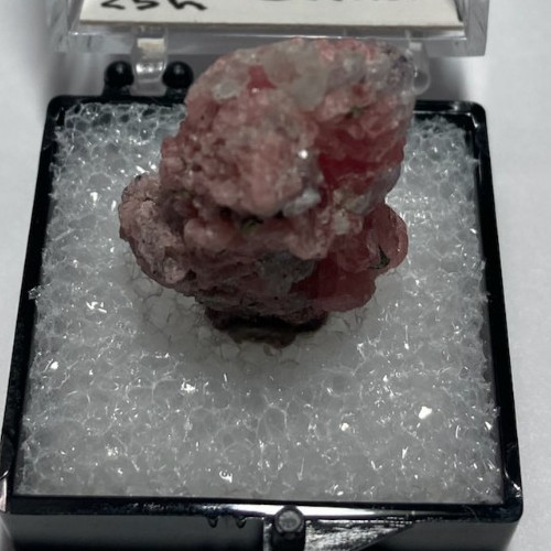 Rhodochrosite gemmy crystals Thumbnail from China