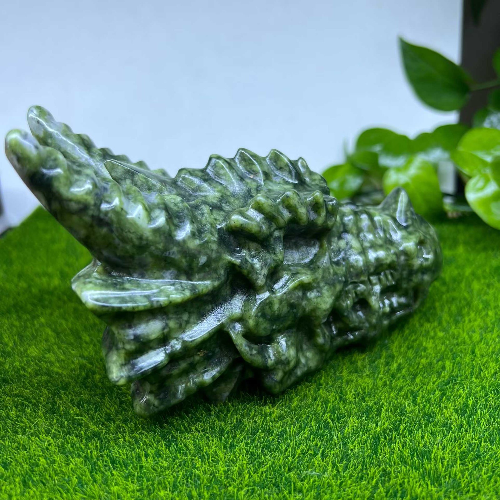 1pc Natural hsiuyen jade Quartz Carved Dragon Head Skull Reiki Crystal Decor