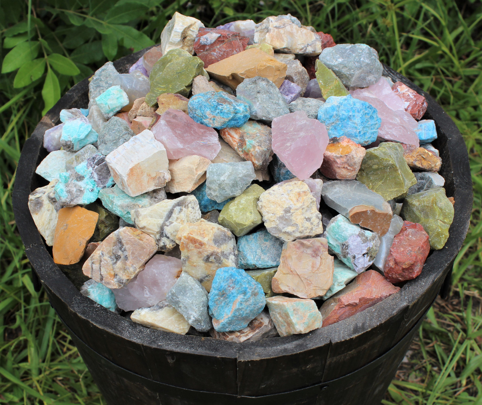 5 lb Bulk Lot Africa Mix Natural Rough Raw Tumbler Rock 11300 Carats Madagascar
