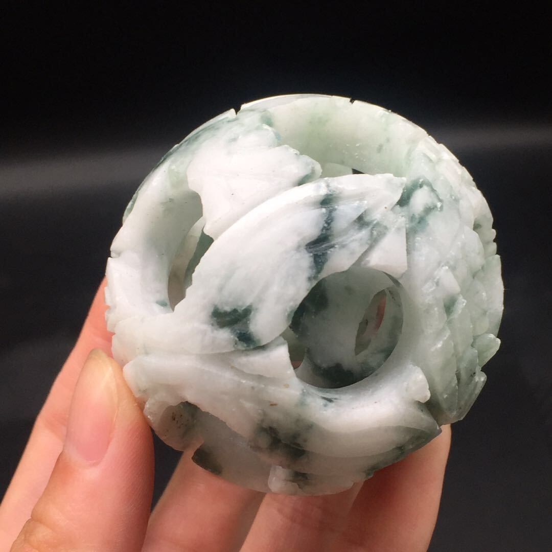 Natuaral XIU Jade Quartz Sphere Crystal Exquisite Ball Magic Healing Decorat 1Pc
