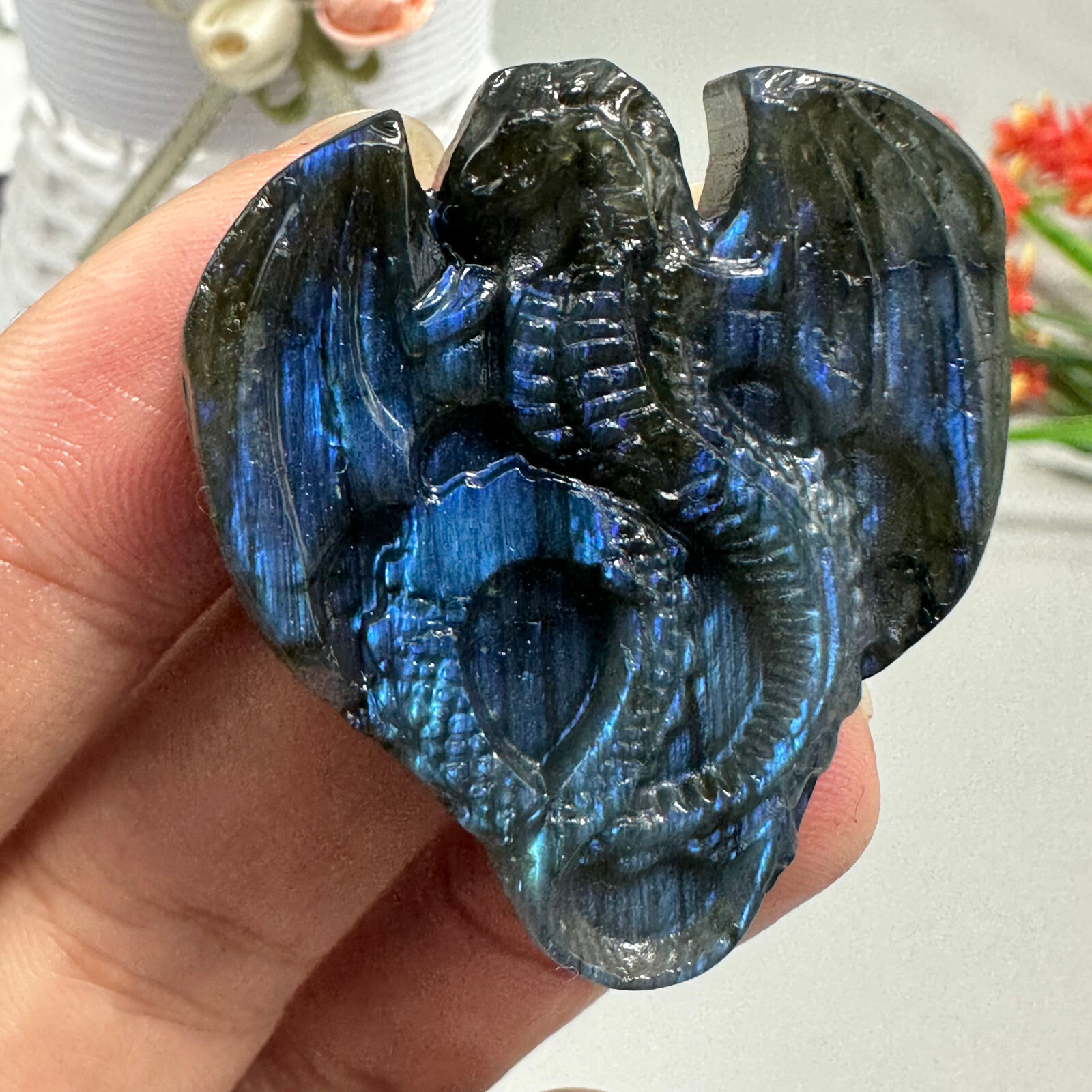 Natural Labradorite Carved dragon Quartz Skull Crystal Specimen Healing 1PC