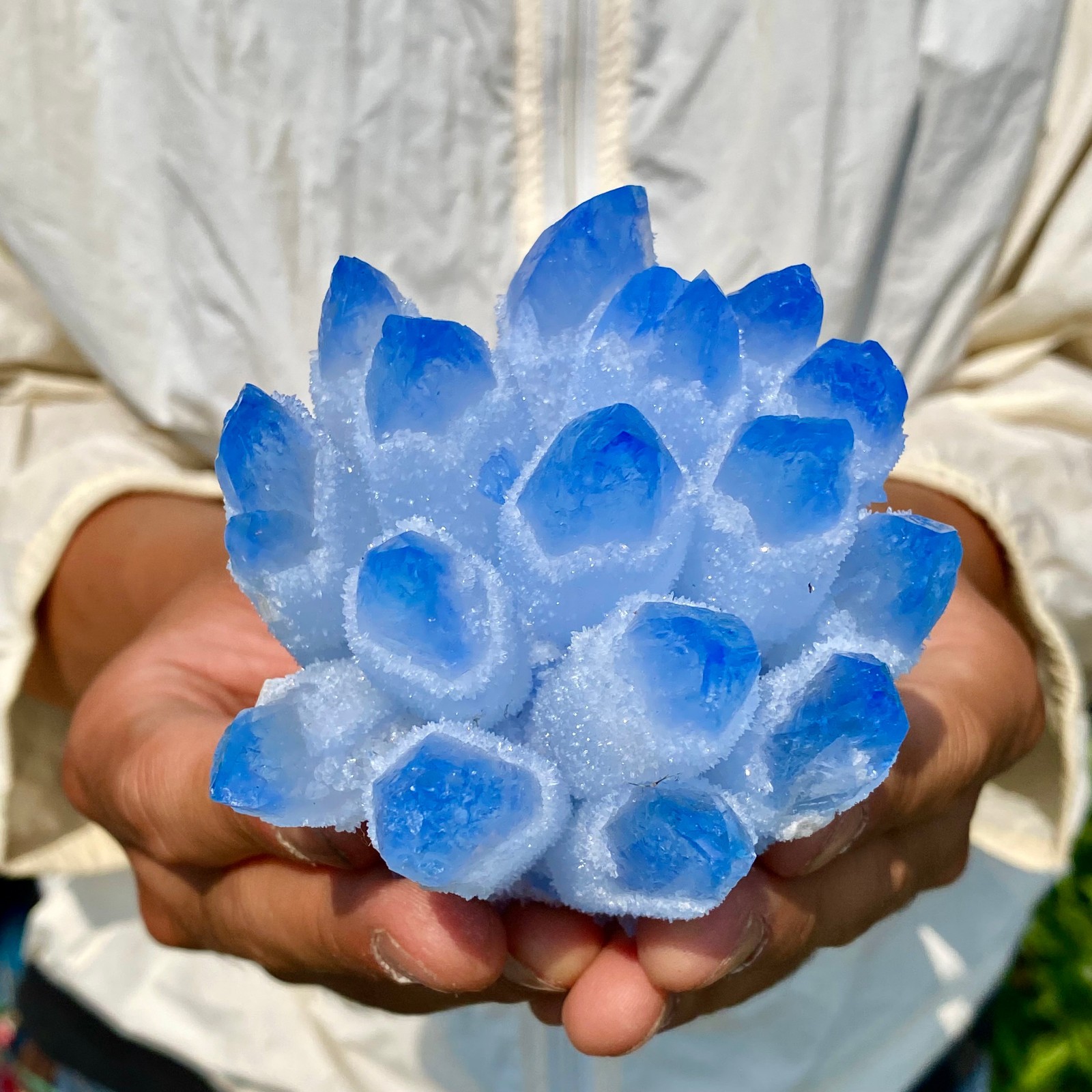 422G Newly discovered blue crystal cluster flower shaped mineral specimen