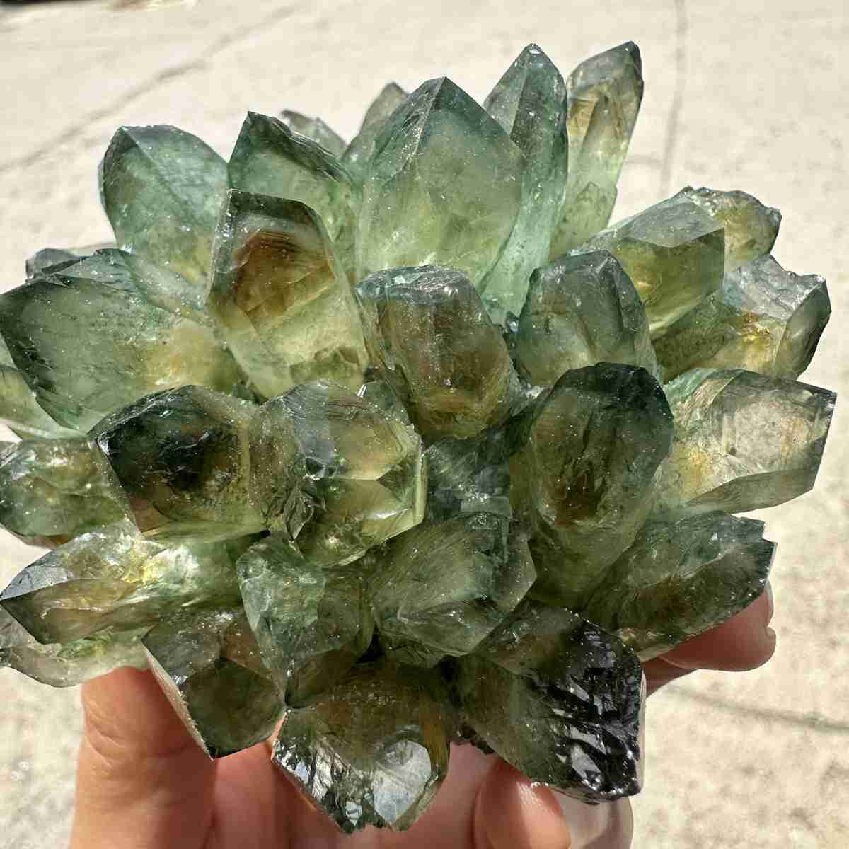 New Find green Phantom Quartz Crystal Cluster Mineral Specimen Healing 200g+ 1pc