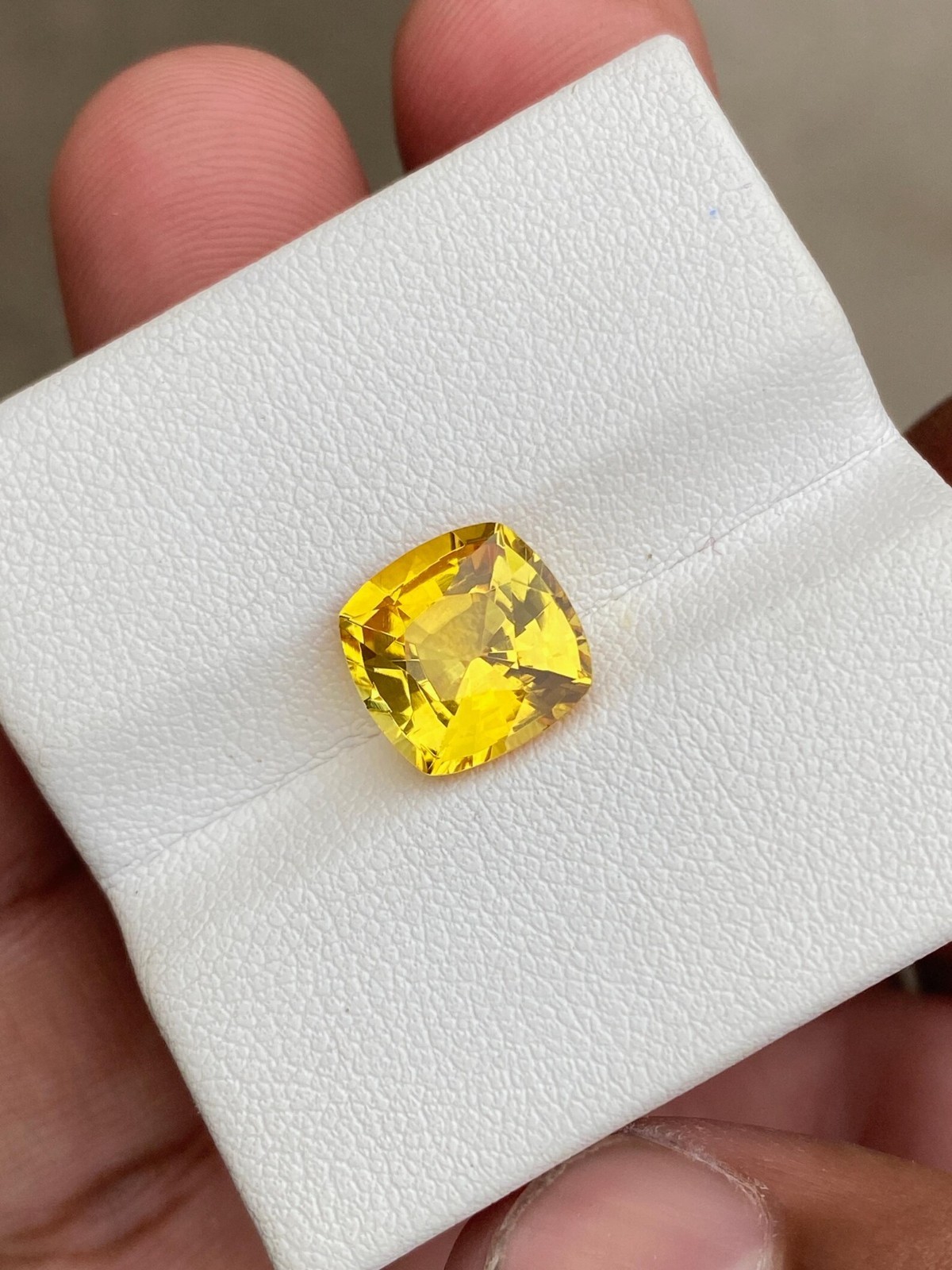 6 Ct Yellow Sapphire 10×10 mm Gemstone, Cushion Cut Lab Gorwn Stone For Jewelry