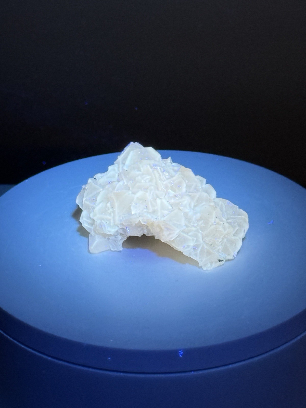 ETHEREAL Merkaba Calcite Fluorescent & Phosphorescent Mineral Specimen – Mexico