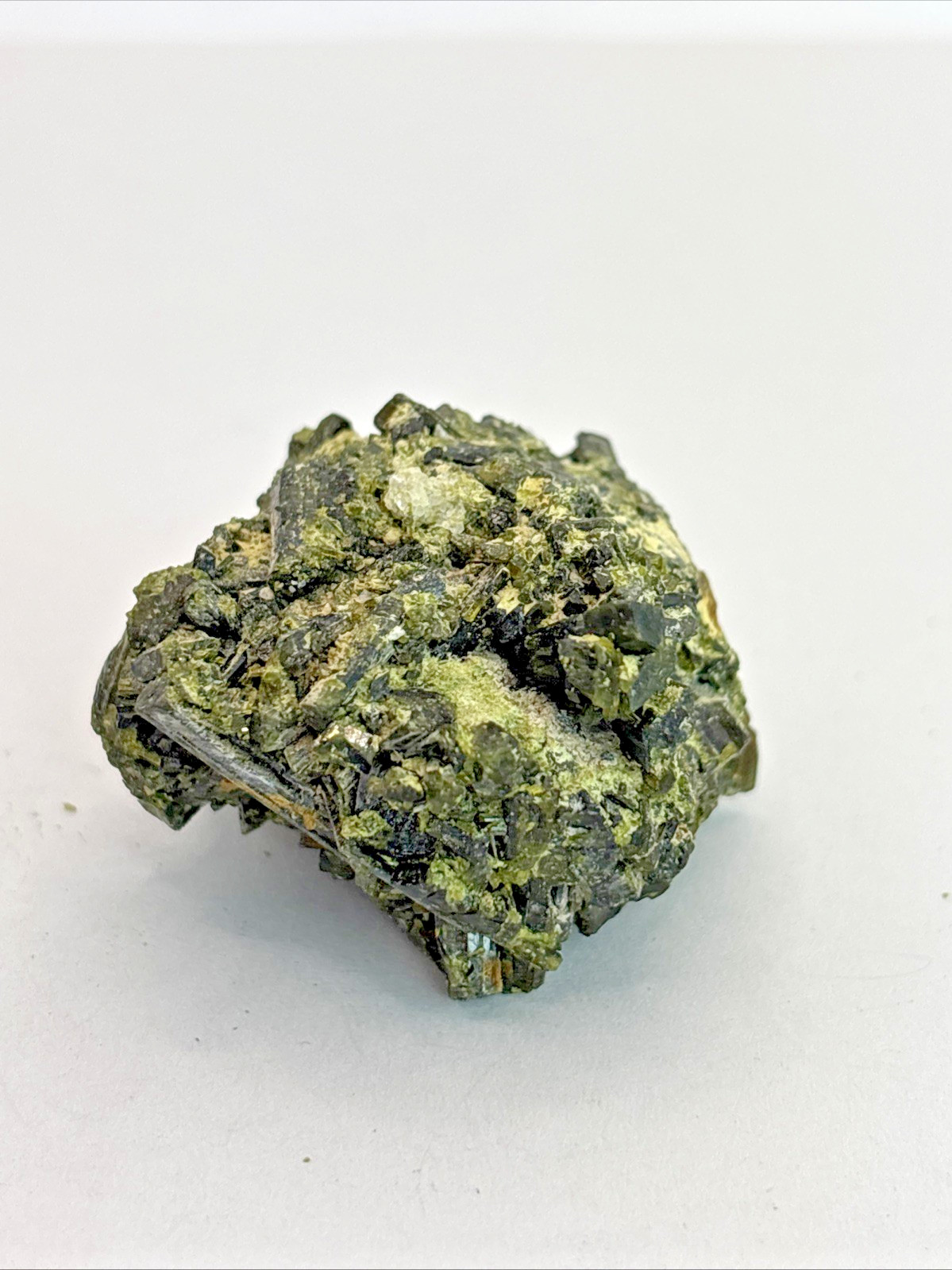 Beautiful Green Epidote Crystal Specimen 79 Grams