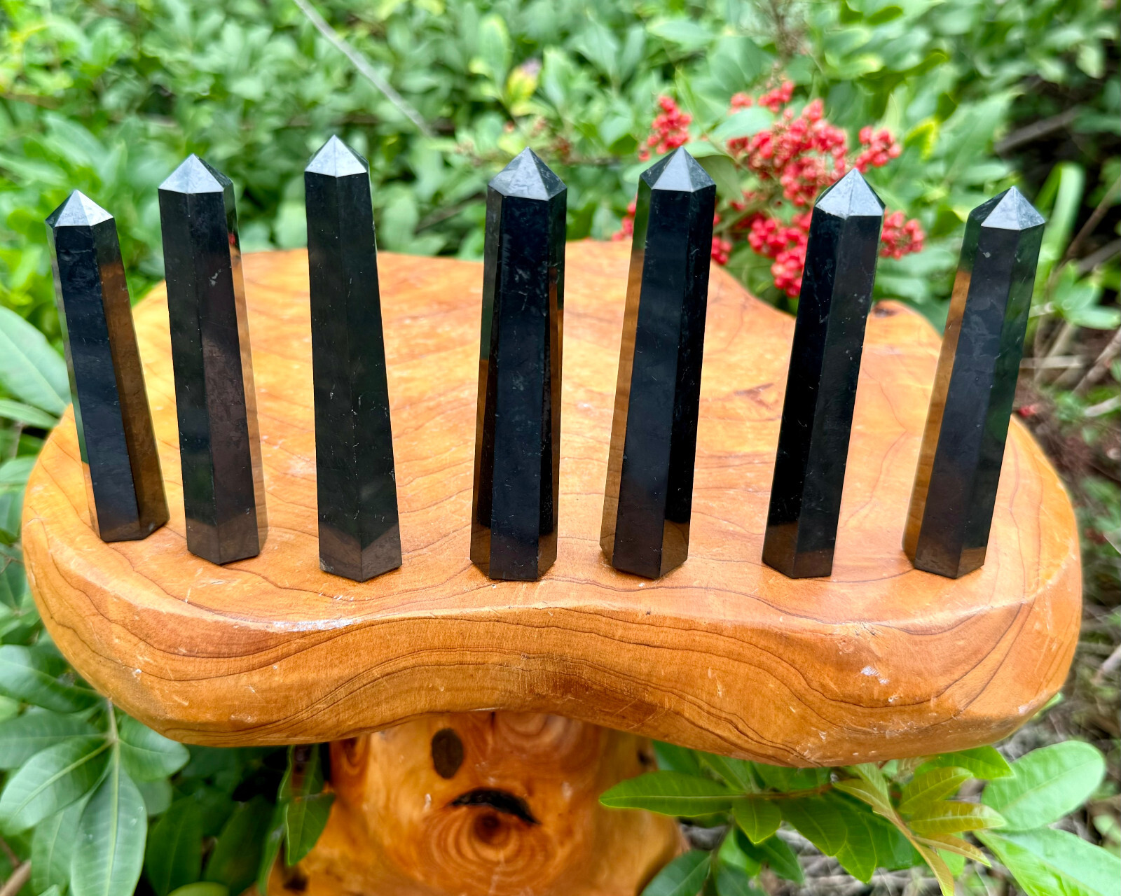 Shungite Obelisk, 3 – 4″ (6-Sided ‘A’ Grade, Shungite Crystal Tower, Point)