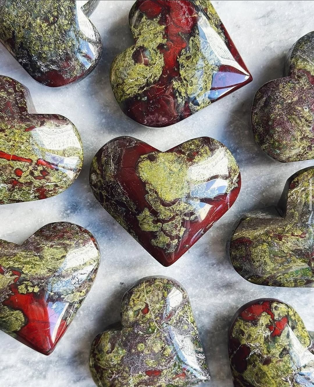 Natural Dragon Bloodstone Heart Handcarved Crystal Minerals Gemstone Specimens