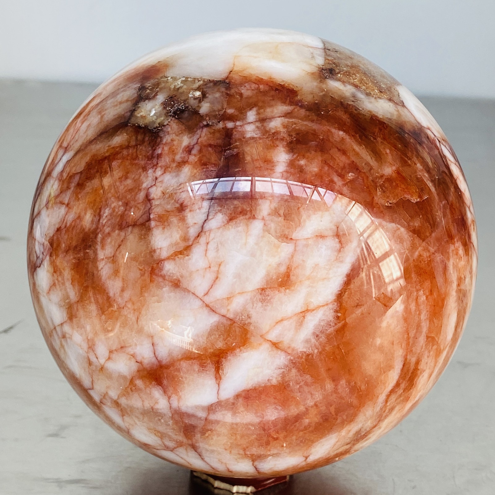 Natural Red Glue Flower Quartz Sphere Crystal Ball Healing 2860G