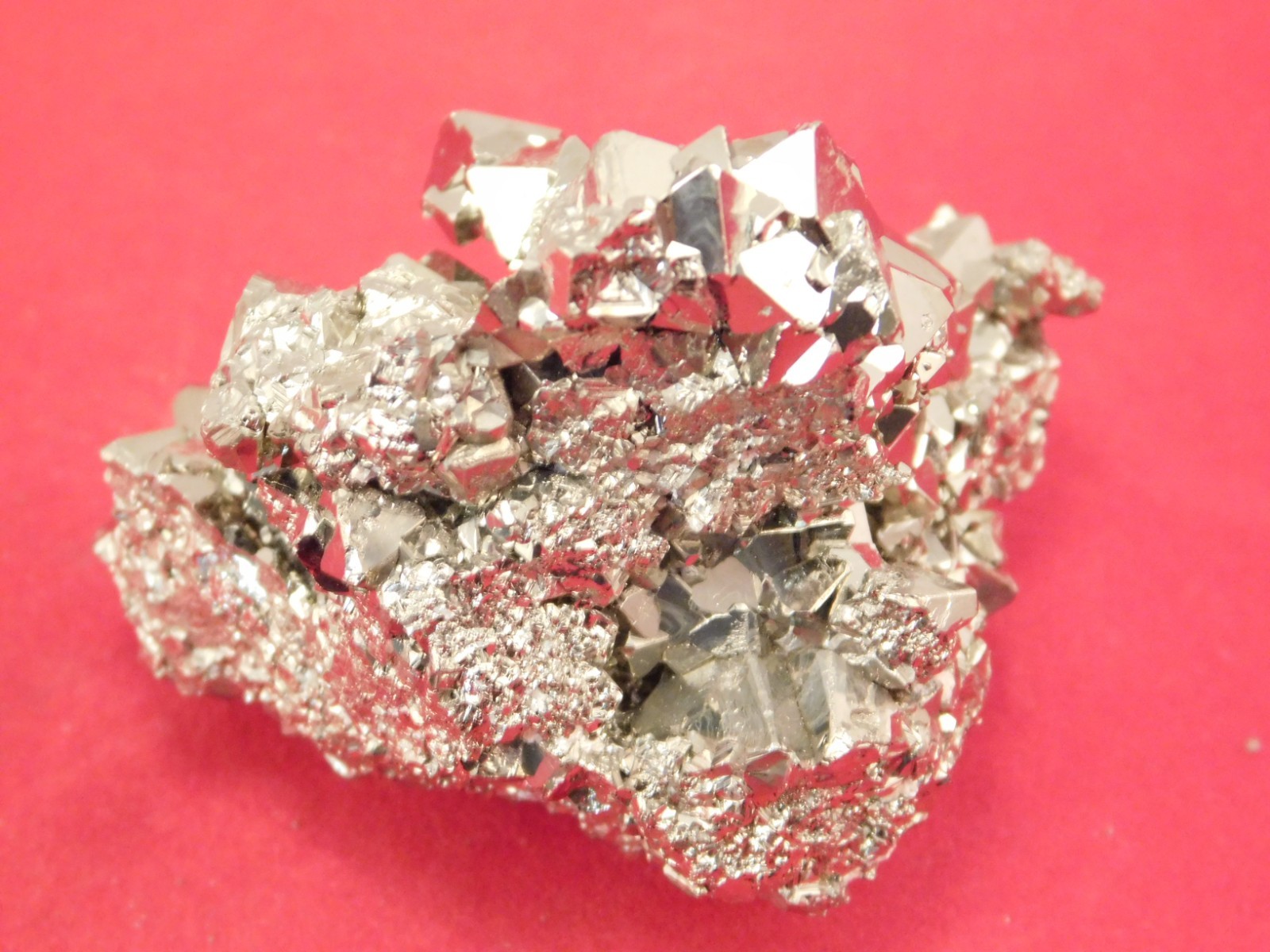 PYRAMID Shaped Crystals! Tetrahedron PYRITE Crystal Cluster Peru 165gr
