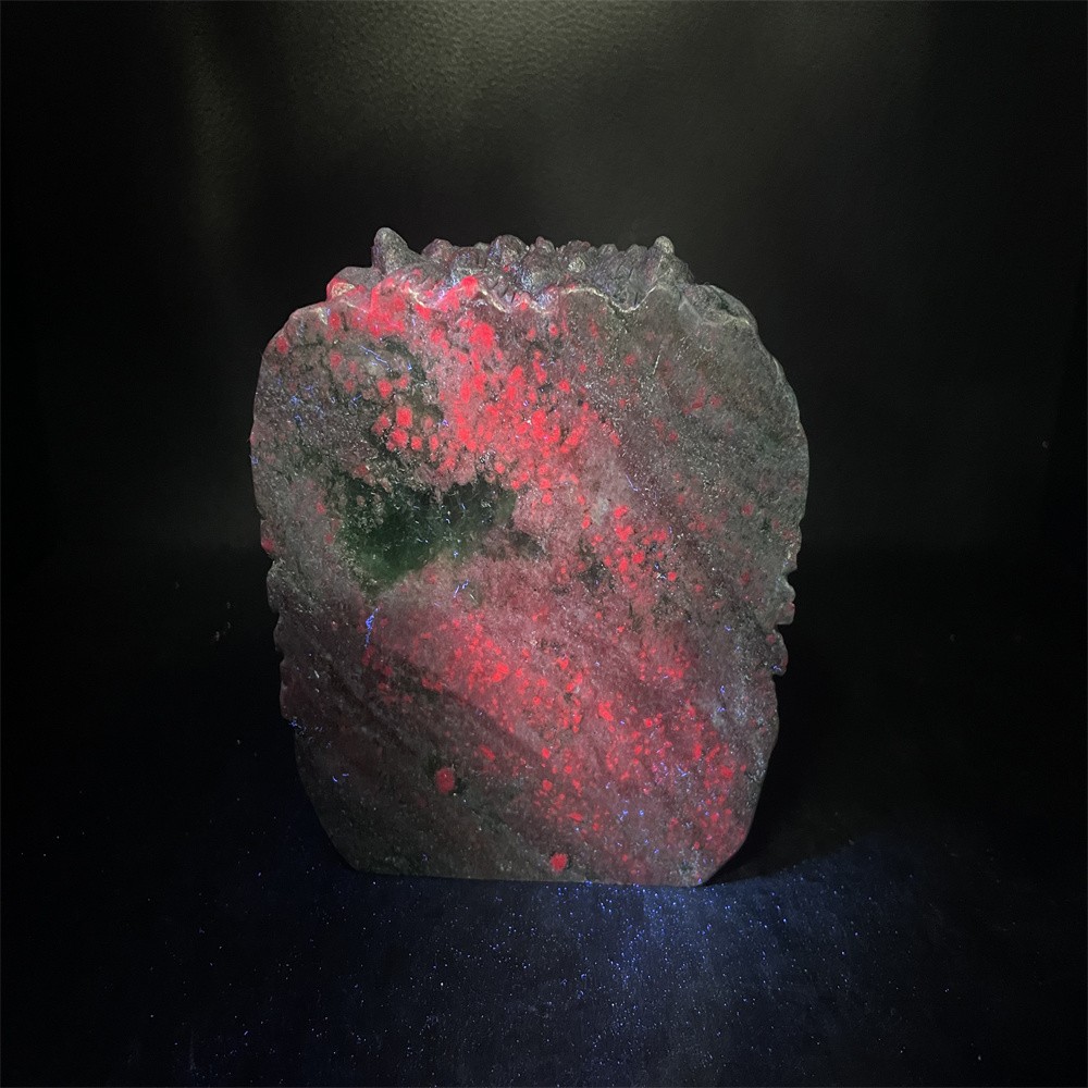 2.3LB 4.4”Ruby in Zoisite Eagle ‘s Head Crystal Quartz Carving Gift