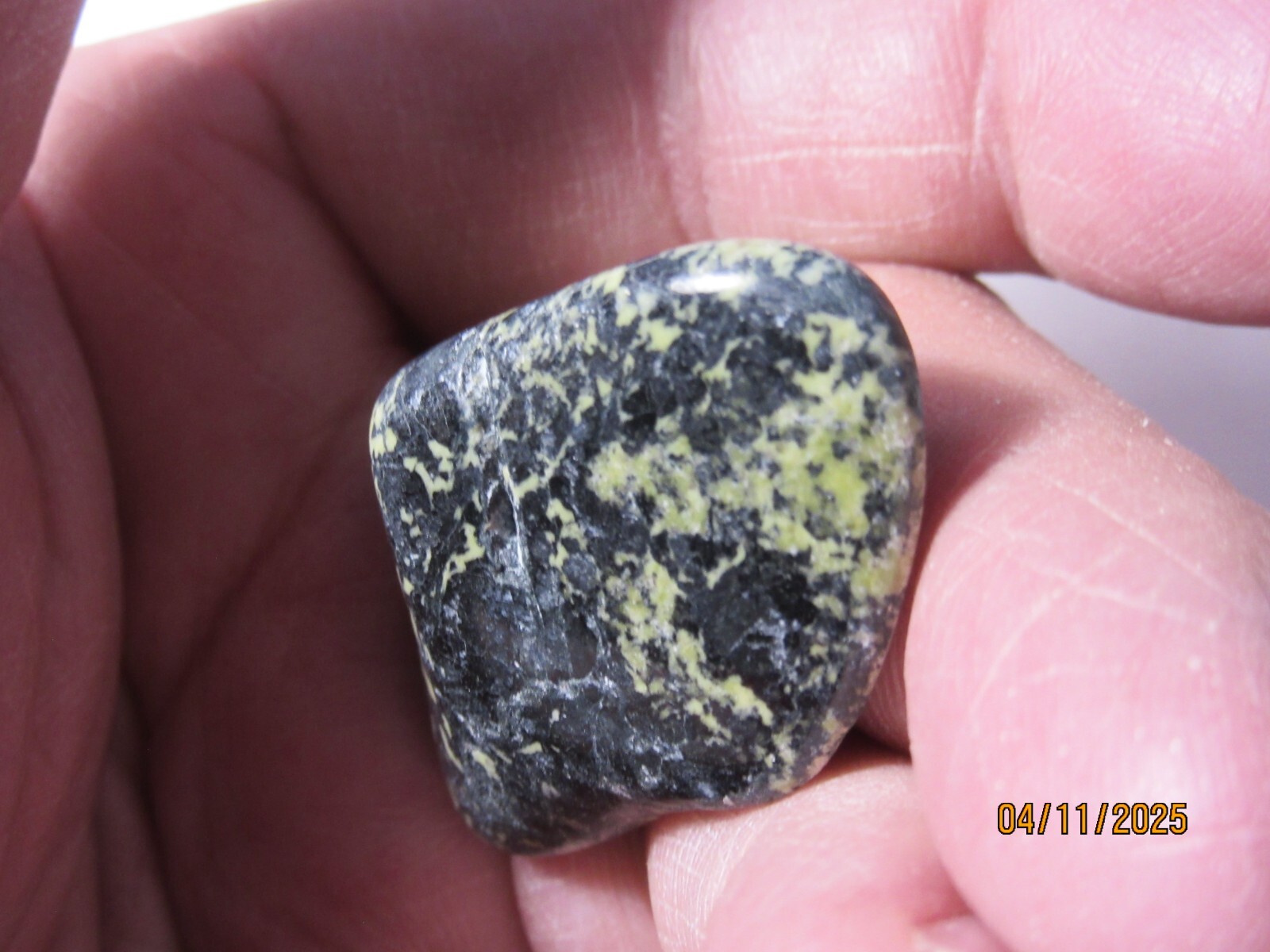 Speckled Green 1 5/8″ Epidote Tumbled N. Carolina Collectible SGETNC-97