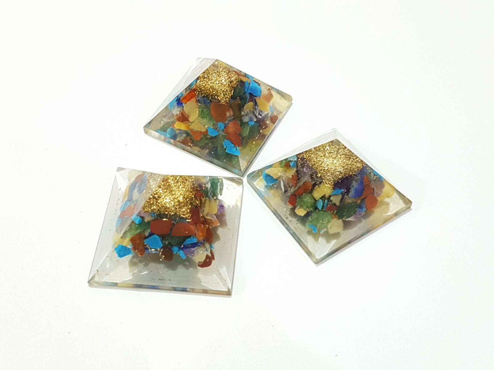 7 CHAKRA FLOW OF MONEY WEALTH BOOSTER POCKET ORGONE PYRAMID REIKI NATURAL STONE