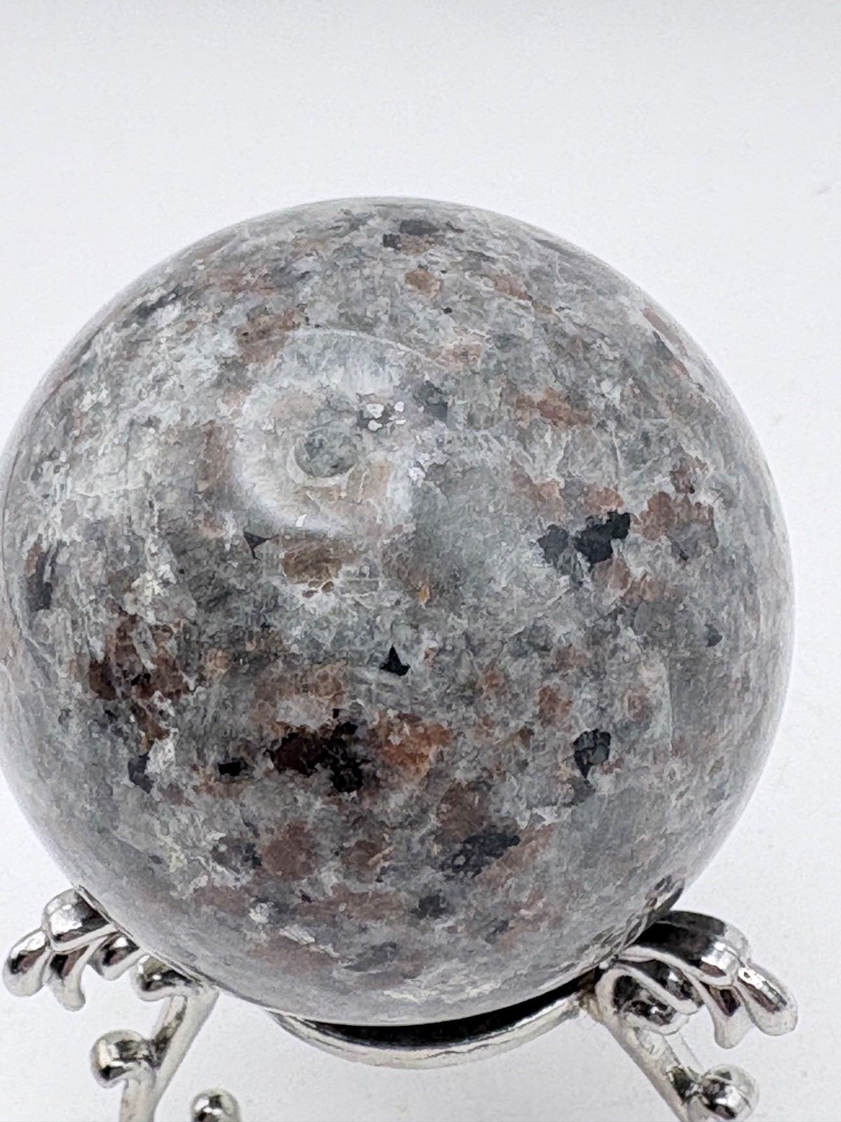2″ Yooperlite Crystal Mineral Sphere Ball Orb STRONG UV Reaction, with Stand