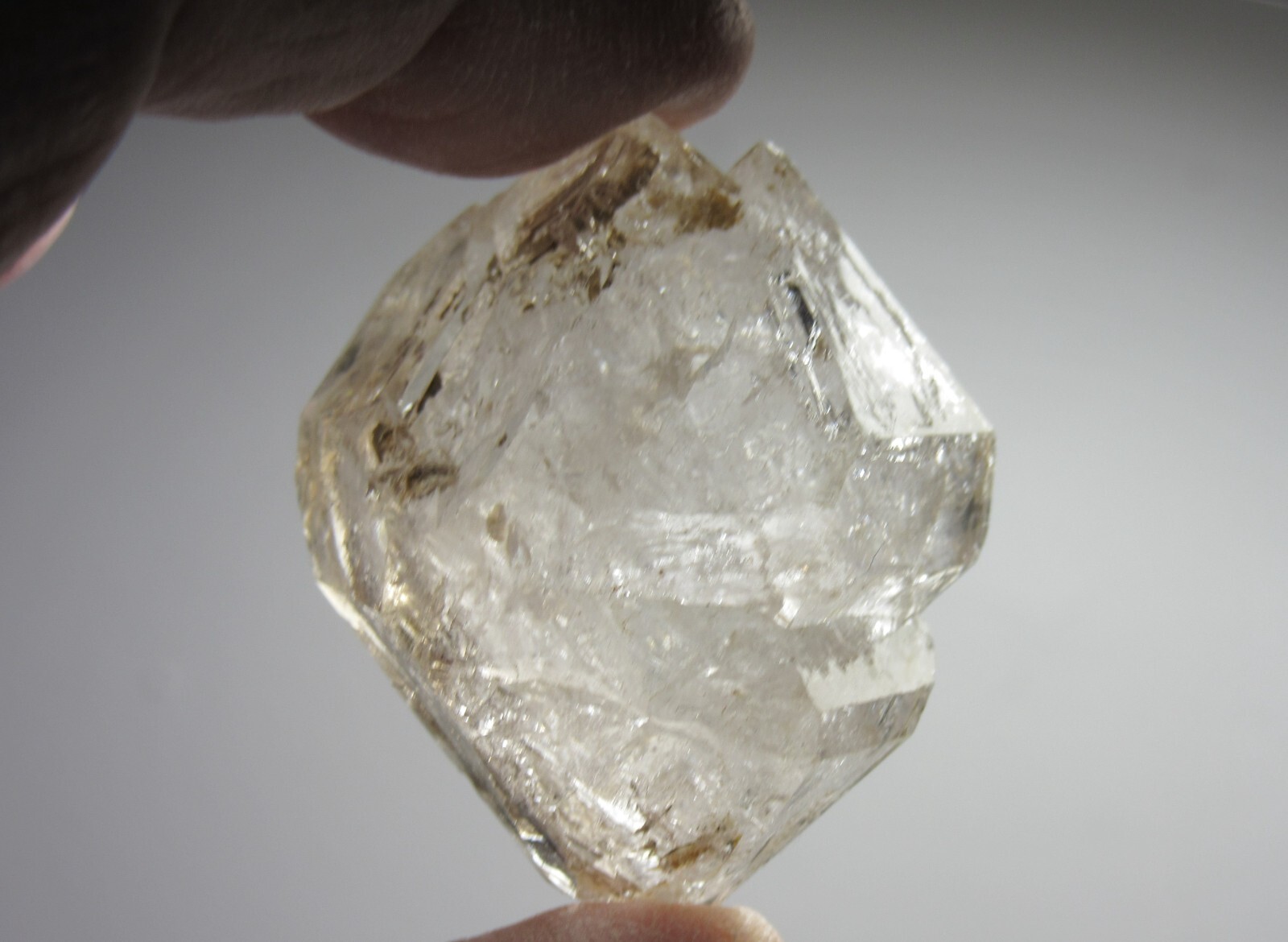 Natural Herkimer Diamond Quartz 1 5/8″ Crystal Herkimer, NY Reiki NHDQC-2