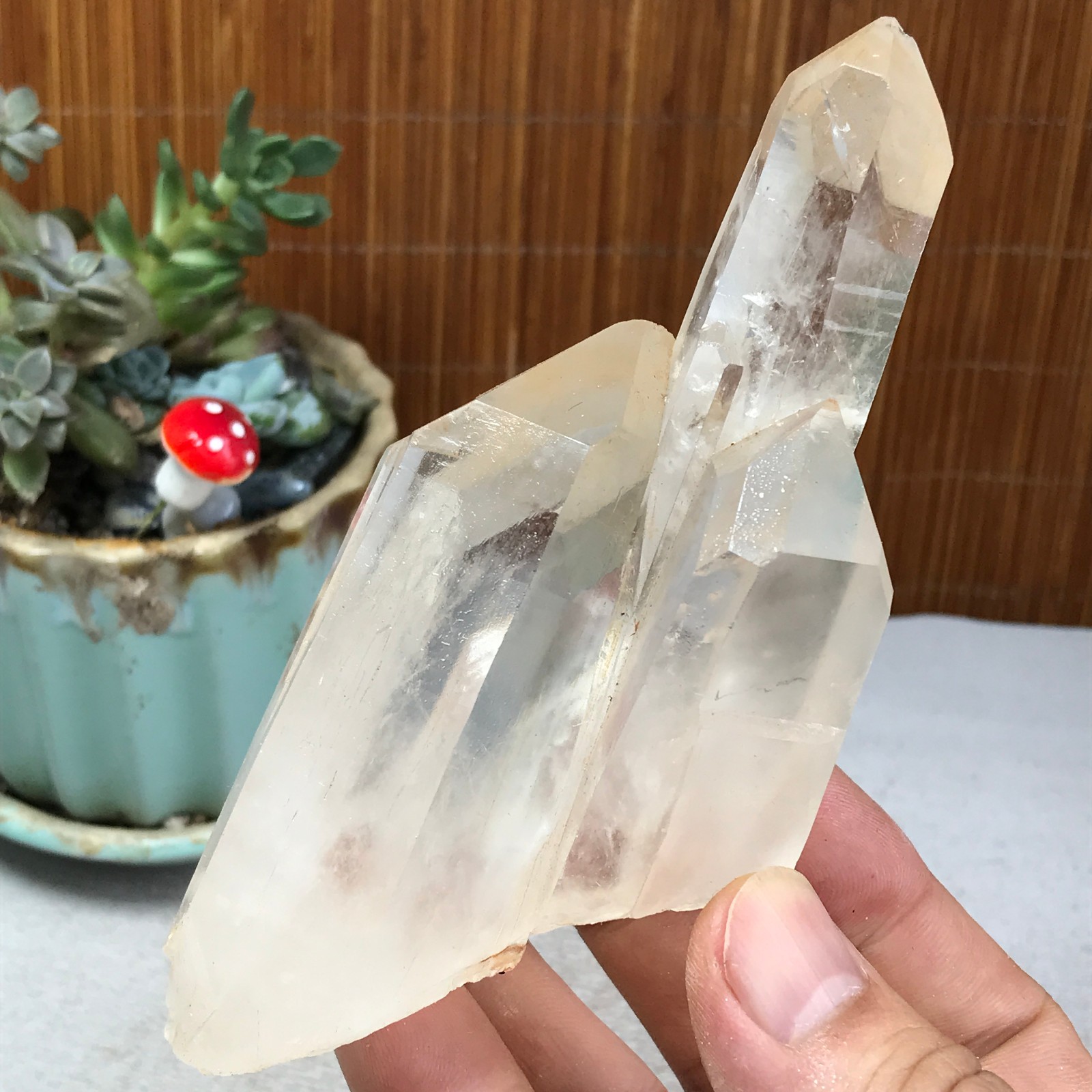 90-55-40mm Natural crystal clusters pretty Quartz Mineral Specimen 258g A6221