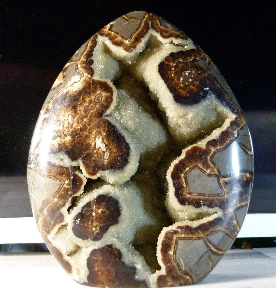 Natural Polished Septarian Geode Crystal 700g 5 1/4 Inches