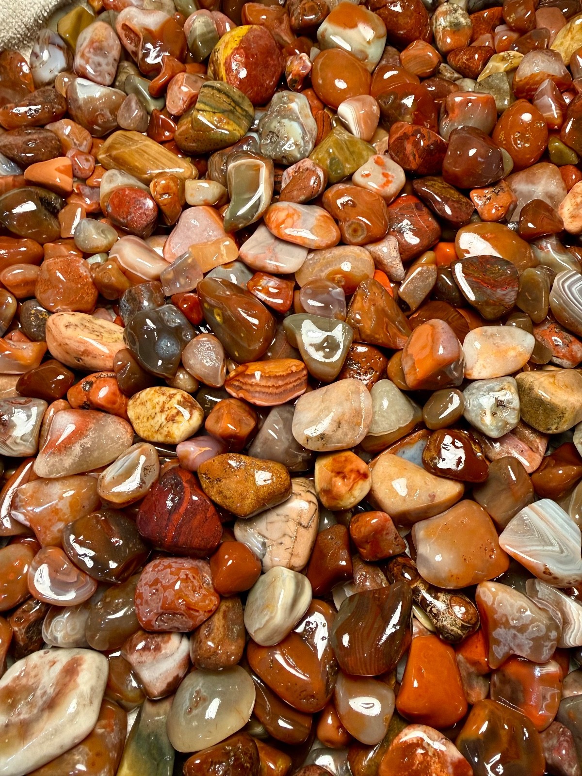 16oz LAKE SUPERIOR AGATE / JASPER MIX POLISHED RANDOM GROUP