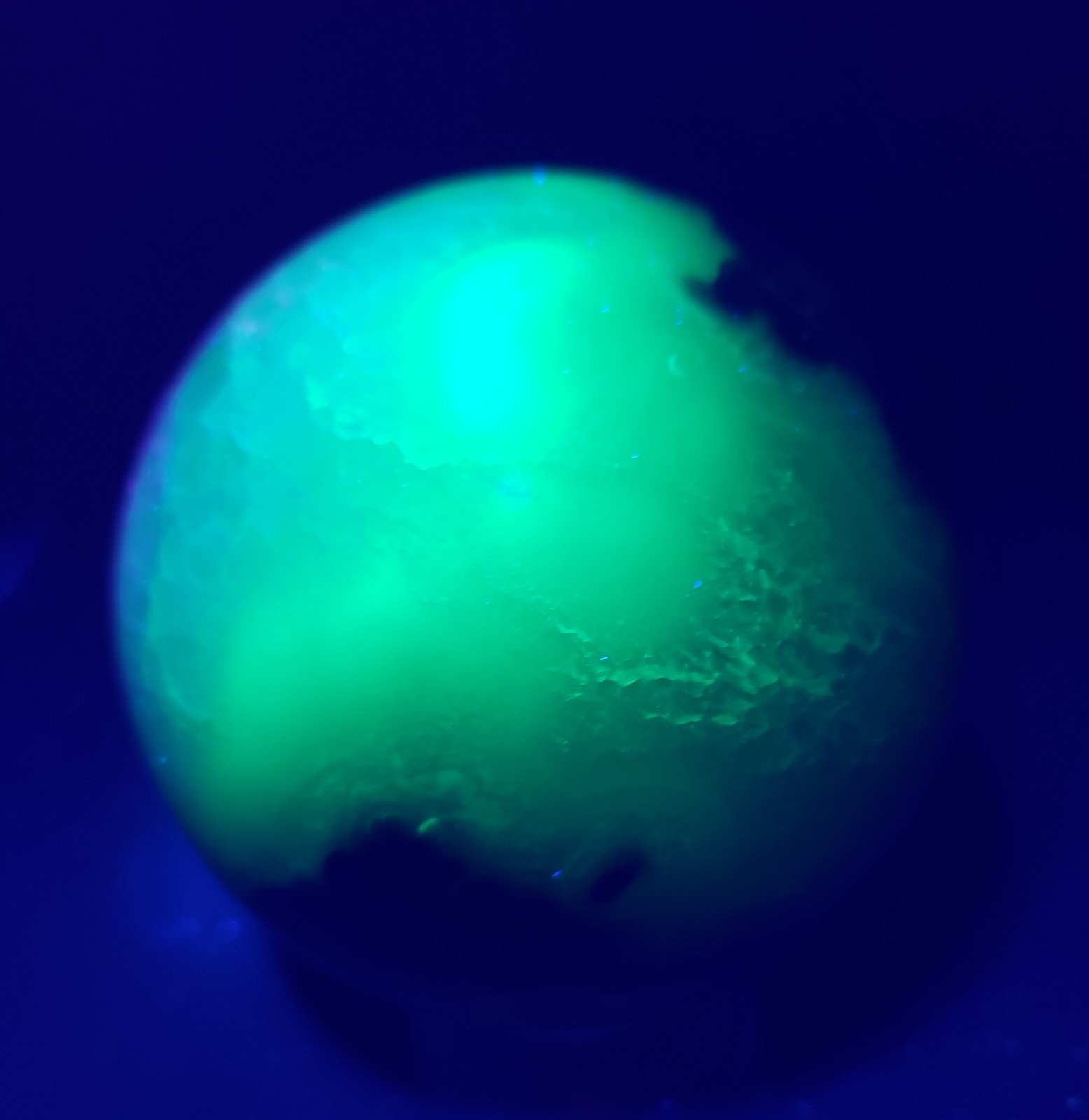 2.63″ Volcano Agate Quartz Crystal Sphere Ball Orb Stunning Green UV, 400g