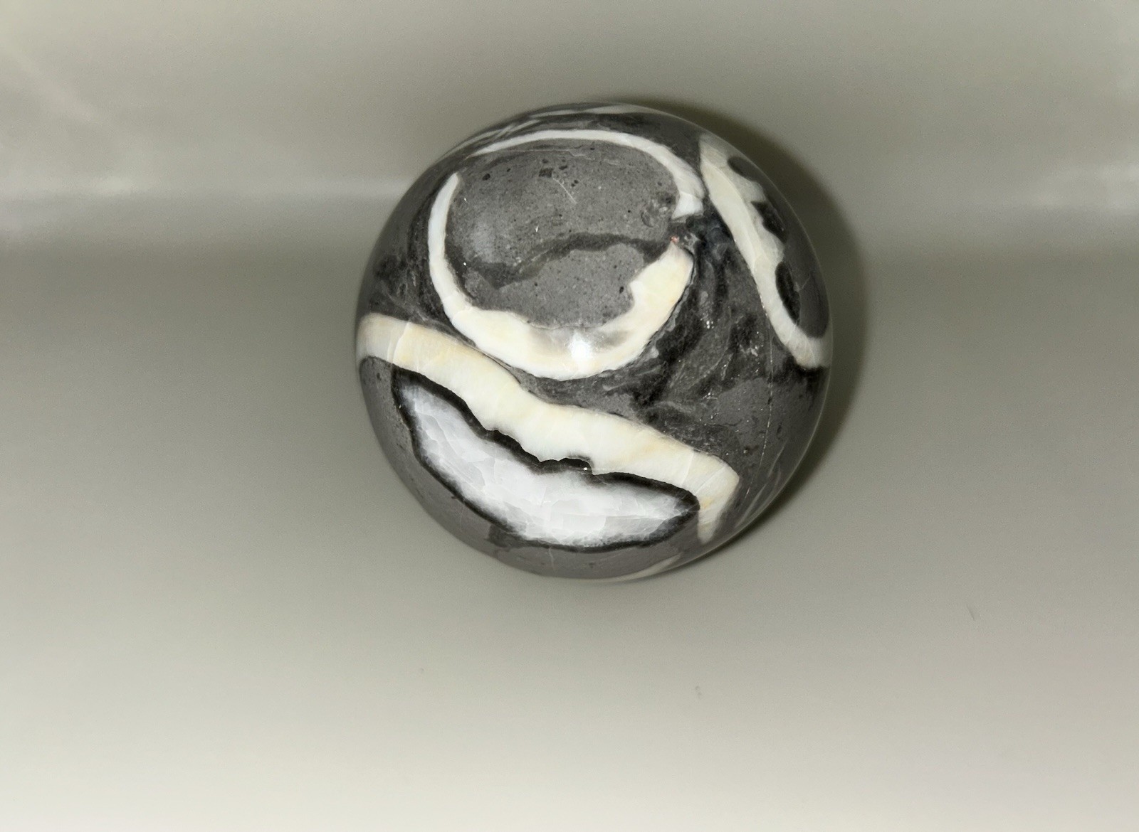 Zebra Marble/Zebra Jasper/Zebra Stone Crystal Sphere Polished Ball 3″