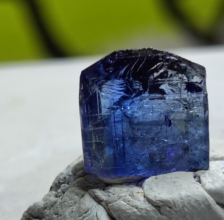 TANZANITE MULTICOLOR BLUE LIGHT TEAL PURPLE UNHEATED TWIN CRYSTAL 7.5CT MONSTER