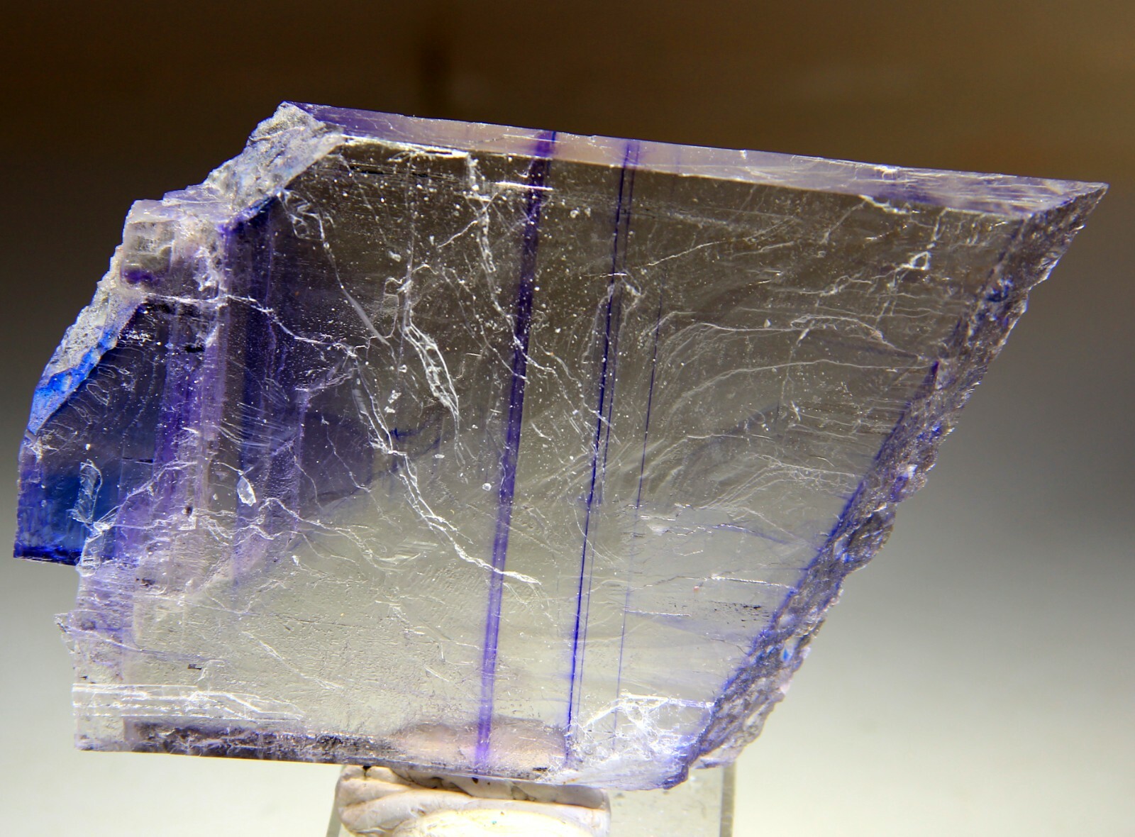 3.75″ Gemmy Deep Blue Halite Single Crystal, Carlsbad, New Mexico! HL553