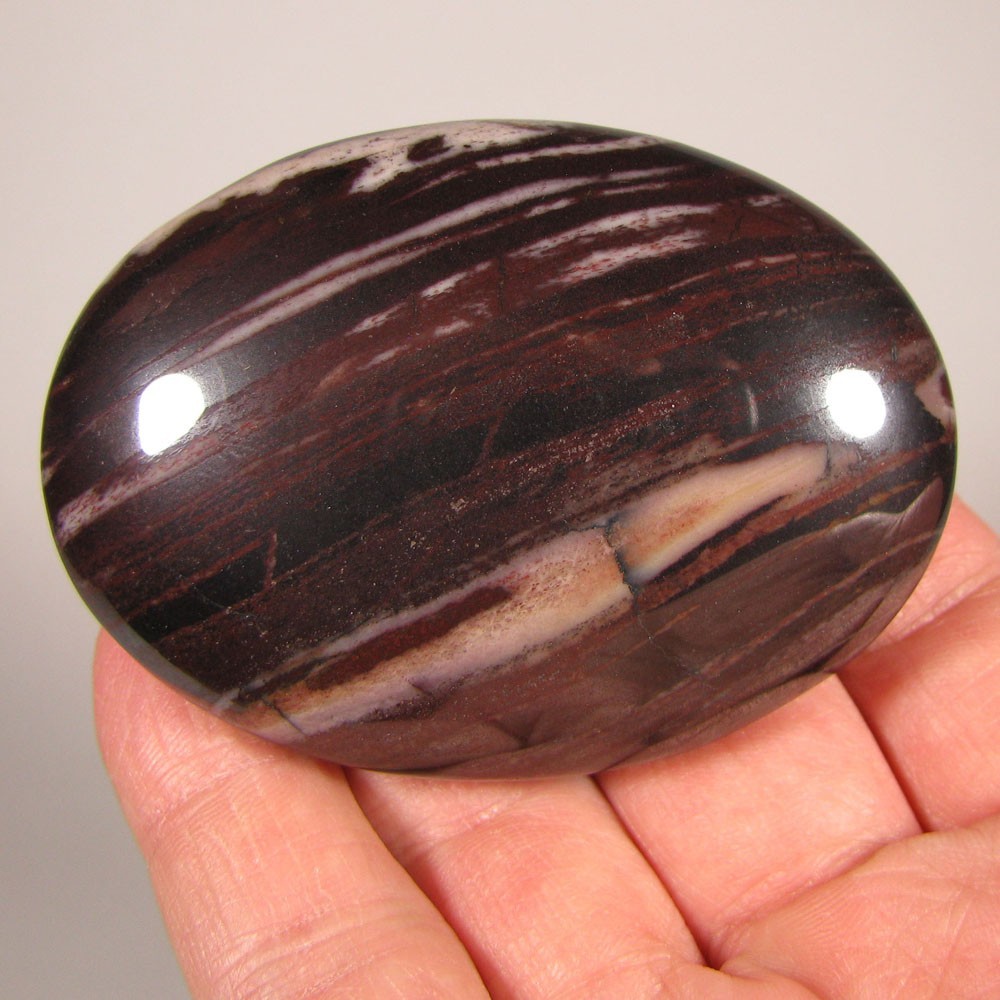 2.8″ RED TIGER IRON Polished Palm Stone – Australia