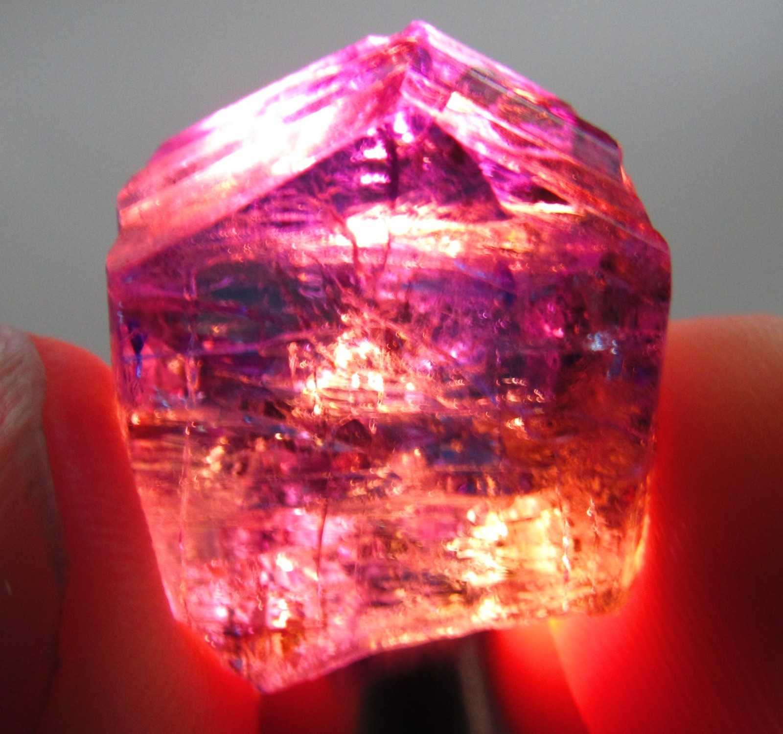 EXTRAORDINARY FINE UNHEATED GEM CLEAR TANZANITE CRYSTAL!!!! TANZANIA
