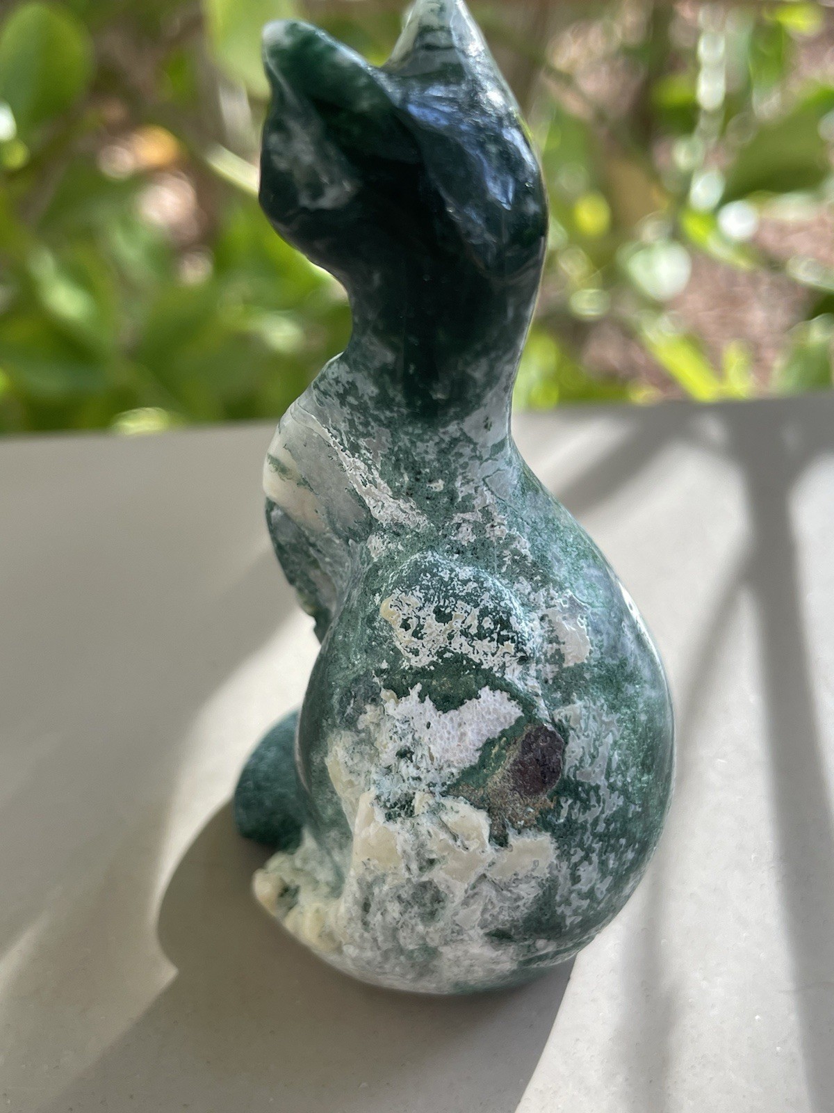 Moss Agate Crystal/Gemstone Sphynx Carving 64G 3″ x 1 1/4″