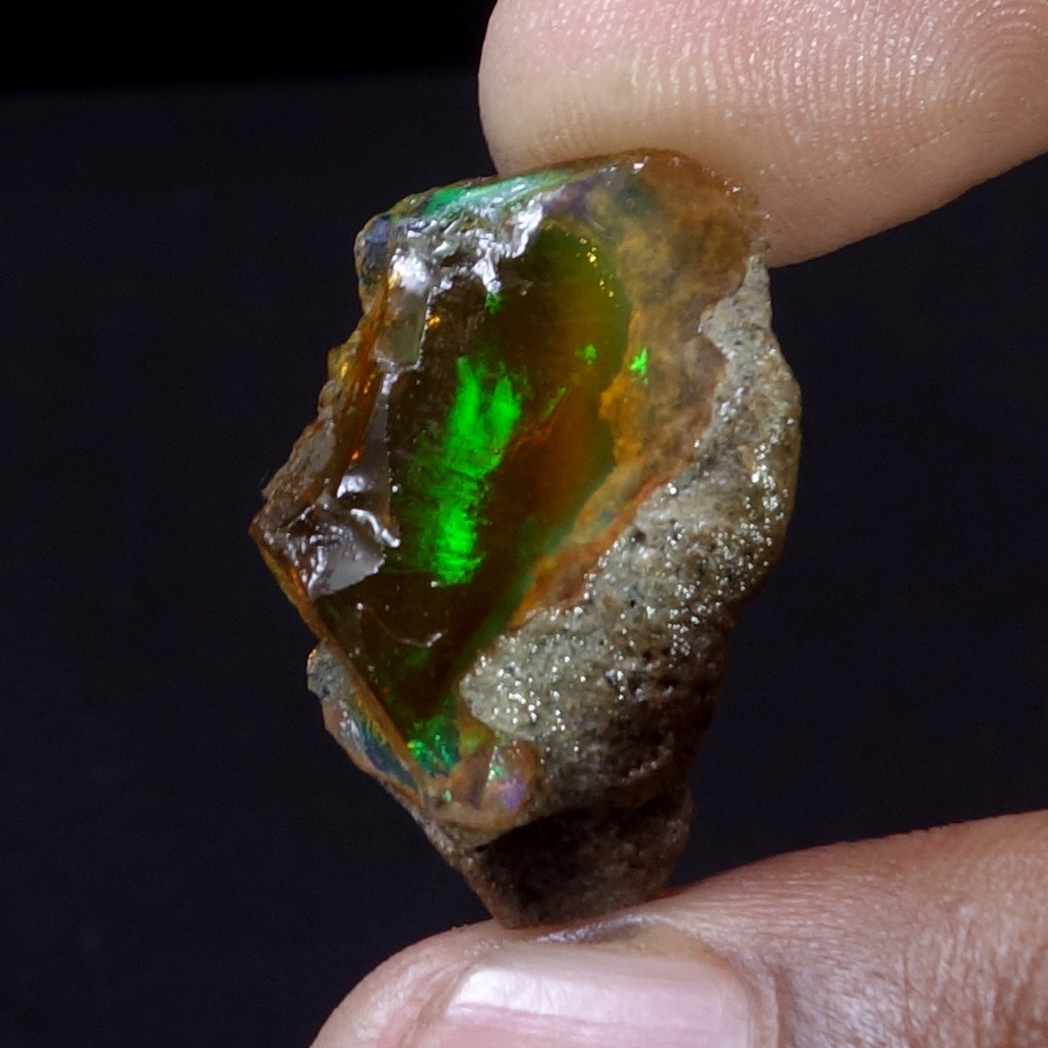 16.00 Cts Black Opal 100% Natural Welo Fire Ethiopian Oil Opal Rough Gemstone