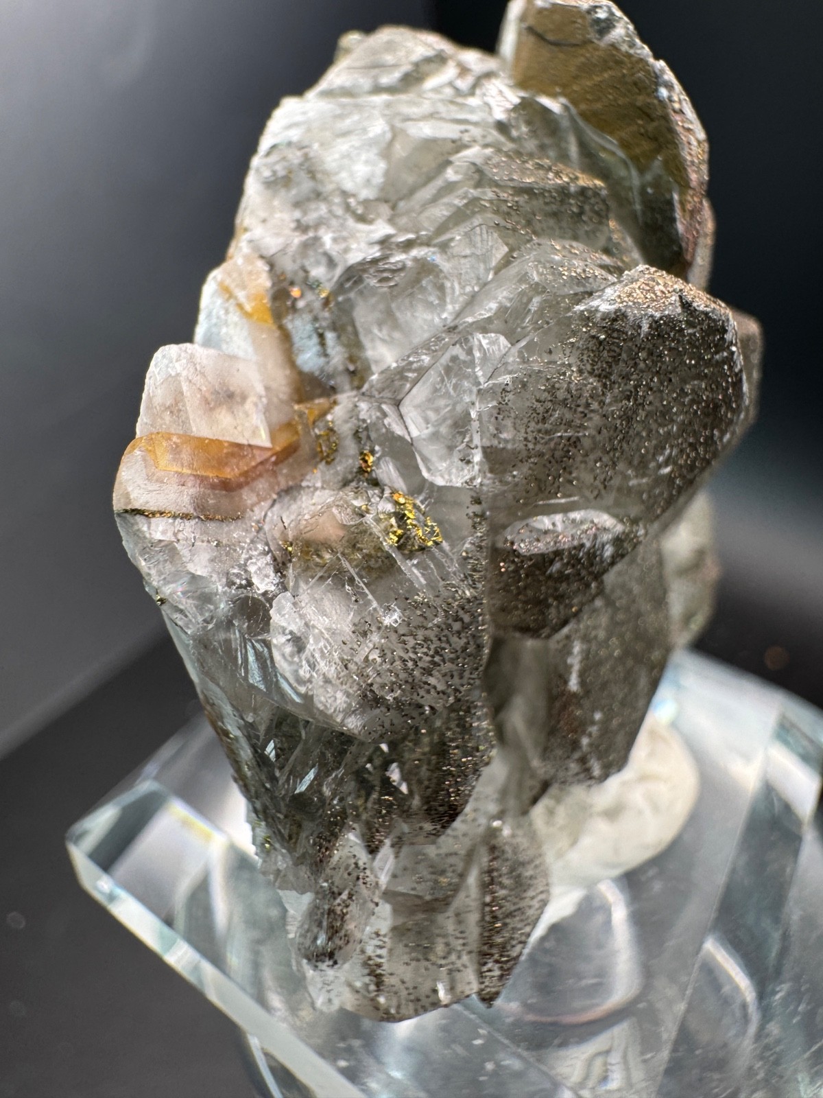 6703 Rainbow Chalcopyrite on Gray Benz Calcite Fu Jian 55g