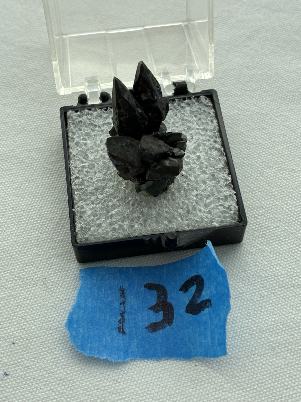 DESCLOIZITE Berg Aukus Mine, Namibia, S.W. Africa HYBLOCKROCKSTORE