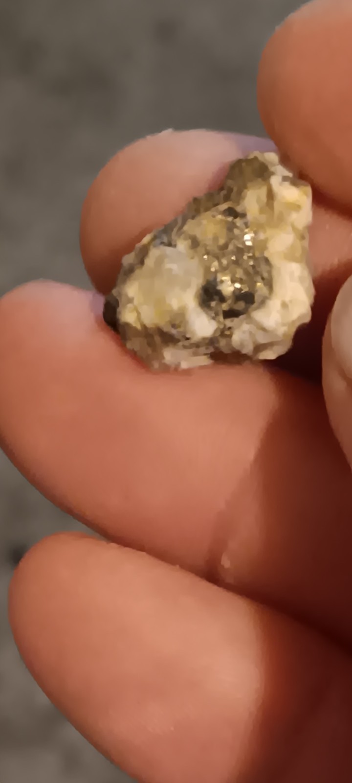 Raw Unprocessed Ore Gold/Silver/Platinum Hobby Grade 1lb Bag *limit 3 per buyer.