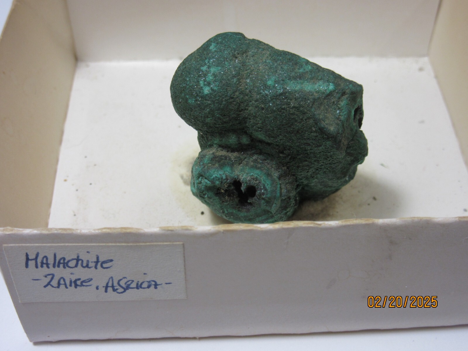 Green Malachite Mineral Nodule Zaire Africa 1 5/8″ Collectible GMNCZA-15s