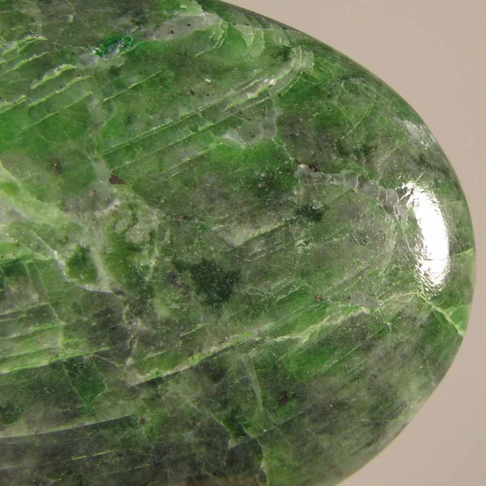 2.1″ Rare CHROME DIOPSIDE Polished Palm Stone – Siberia, Russia