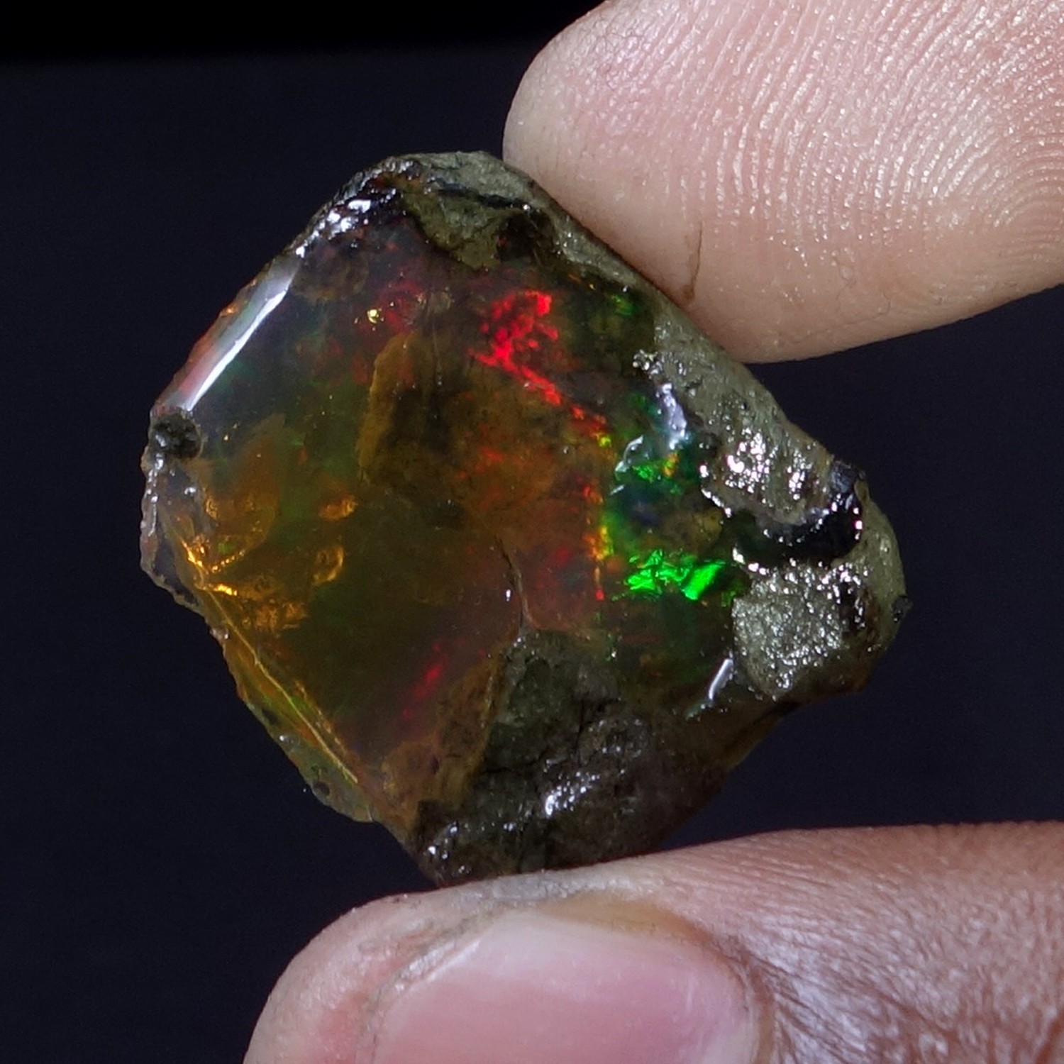 16.00 Carat Natural Ethiopian Loose Rough Raw Opal Gemstone Multi Fire Oil Rough