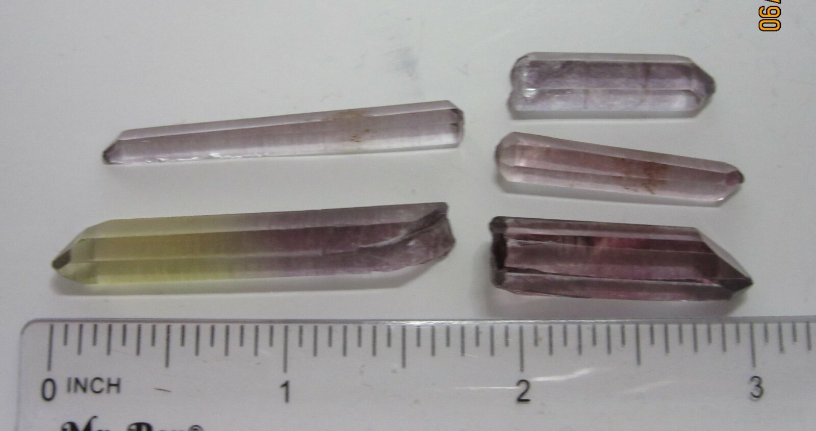 5 Pieces Platinum Coated Natural Quartz Points 1 5/8 to 1 5/16″ Long PLC-2 Reiki