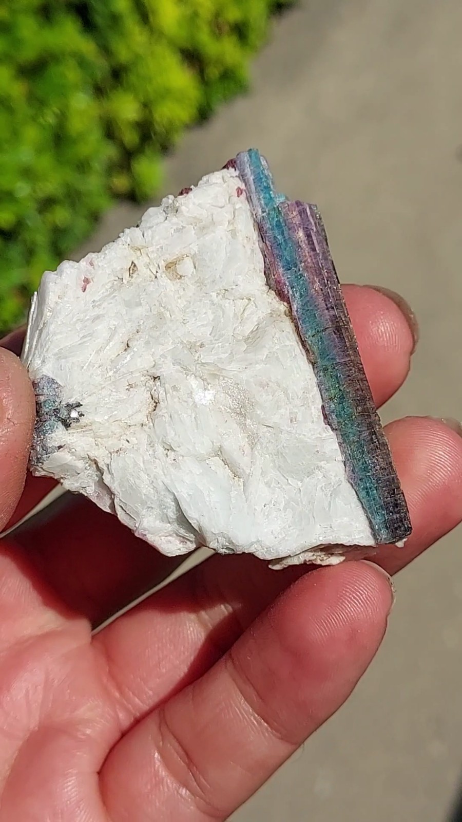 LARGE PARAIBA CUPRIAN BLUE PINK TOURMALINE COPPER BEARING BATALHA MINE BRAZIL