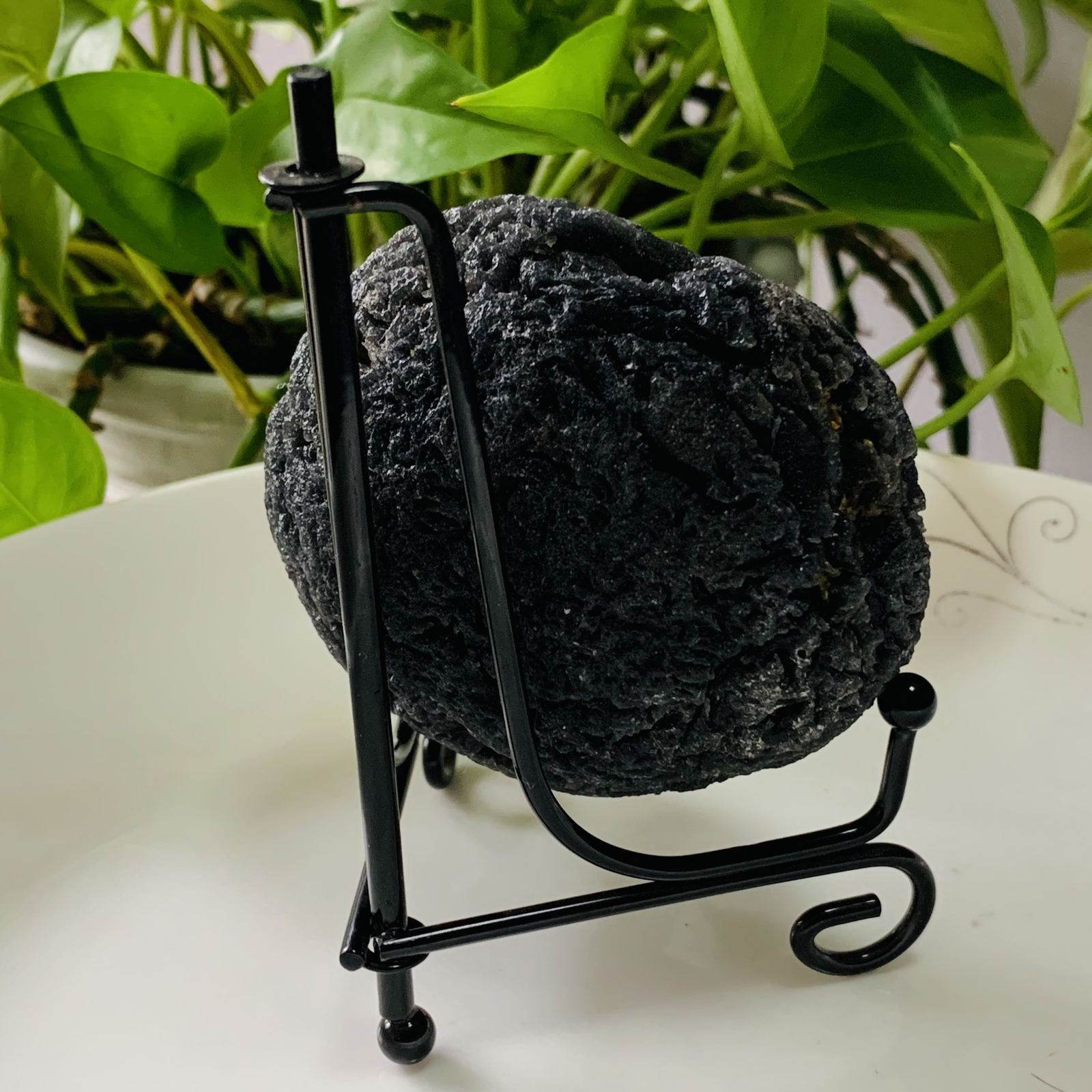 TOP 286g Natural Carbonaceous Chondrite Meteorite with Black reiki healing+stand