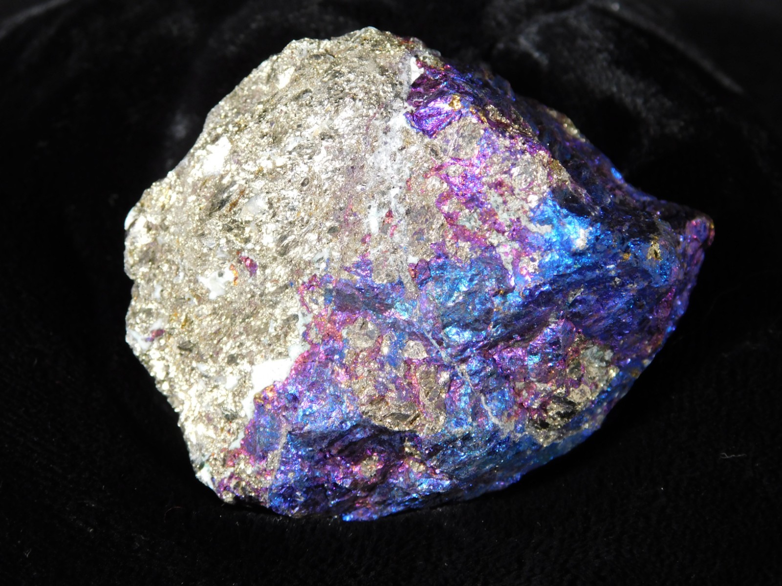 Bright IRIDESCENT Peacock Copper Chalcopyrite or Peacock Ore Mexico 165gr