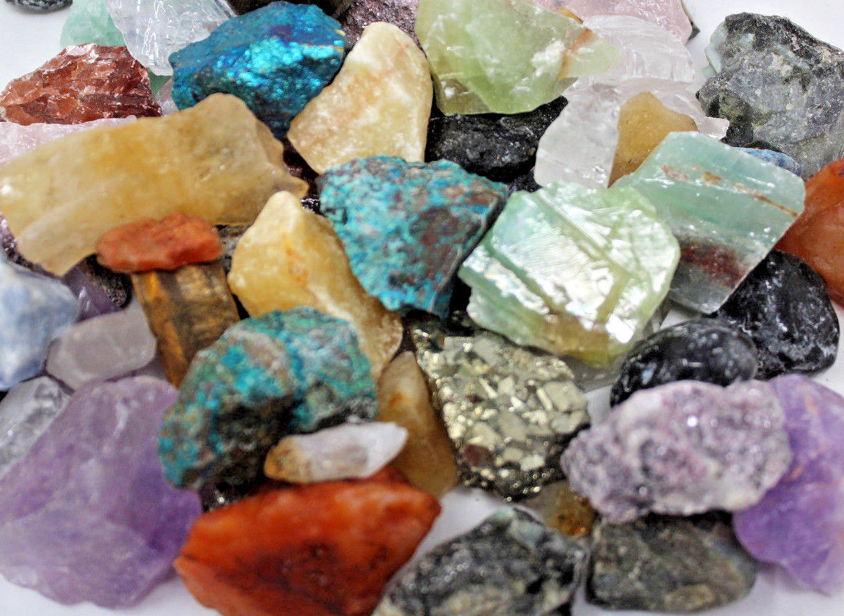 2000 CARAT Lot Natural Rough Raw Rock Crystals Gemstones + Selenite Rose!