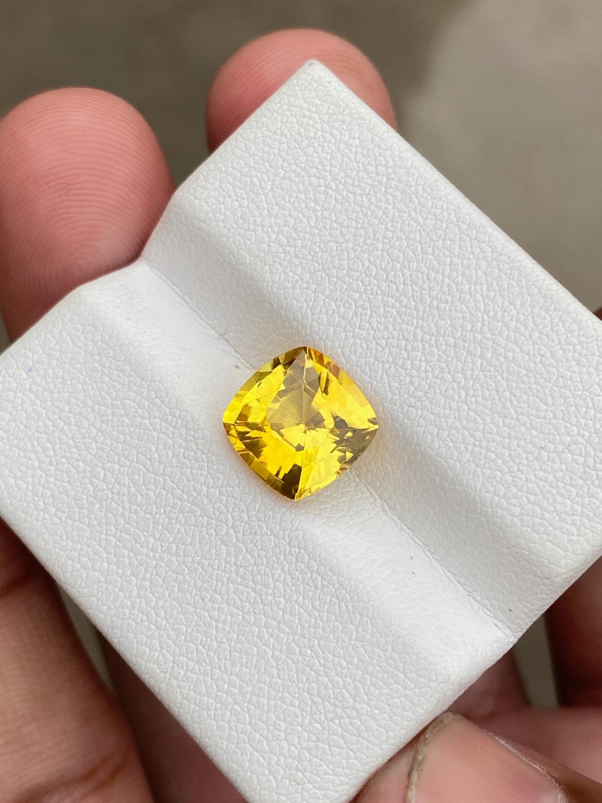 6 Ct Yellow Sapphire 10×10 mm Gemstone, Cushion Cut Lab Gorwn Stone For Jewelry