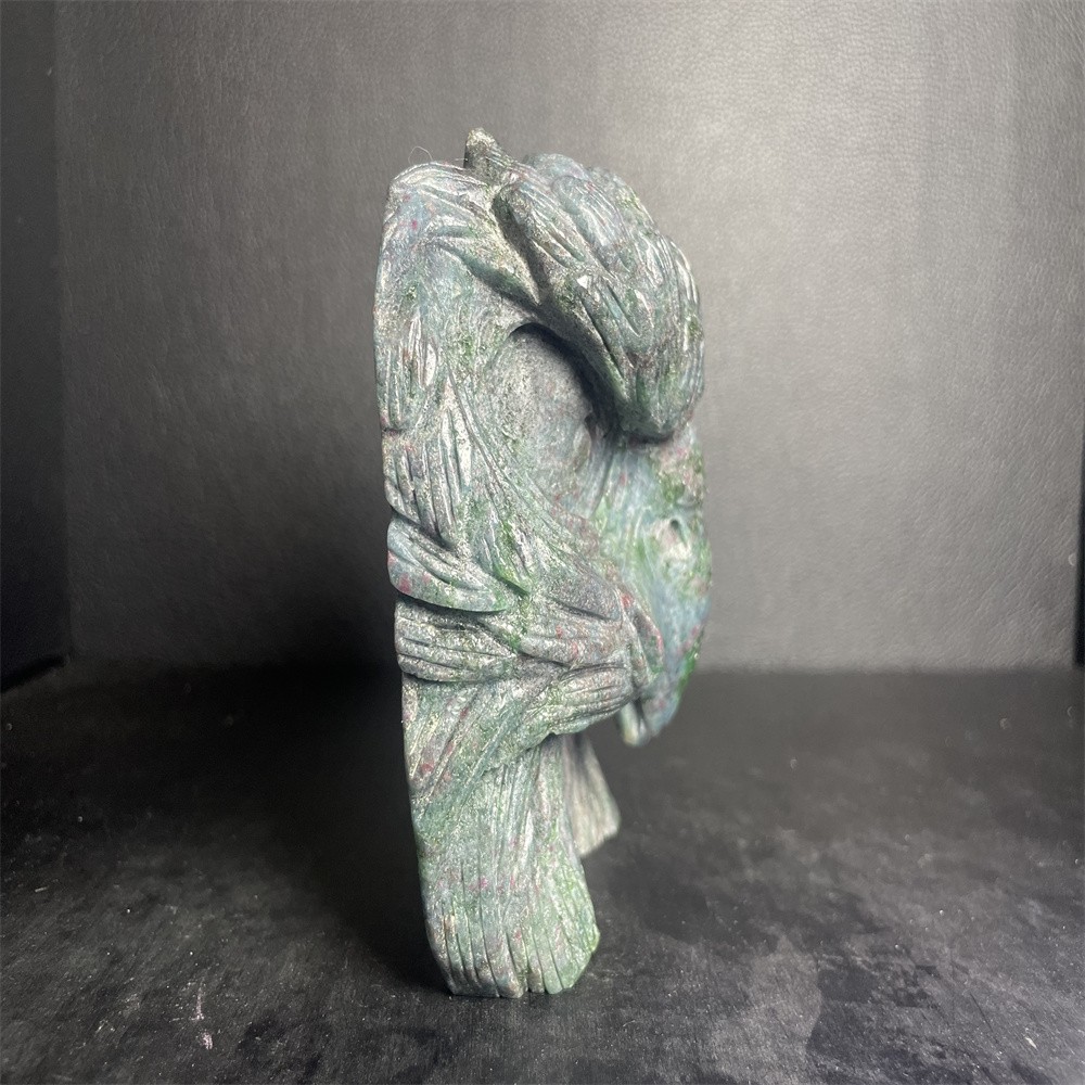 2.3LB 4.4”Ruby in Zoisite Eagle ‘s Head Crystal Quartz Carving Gift